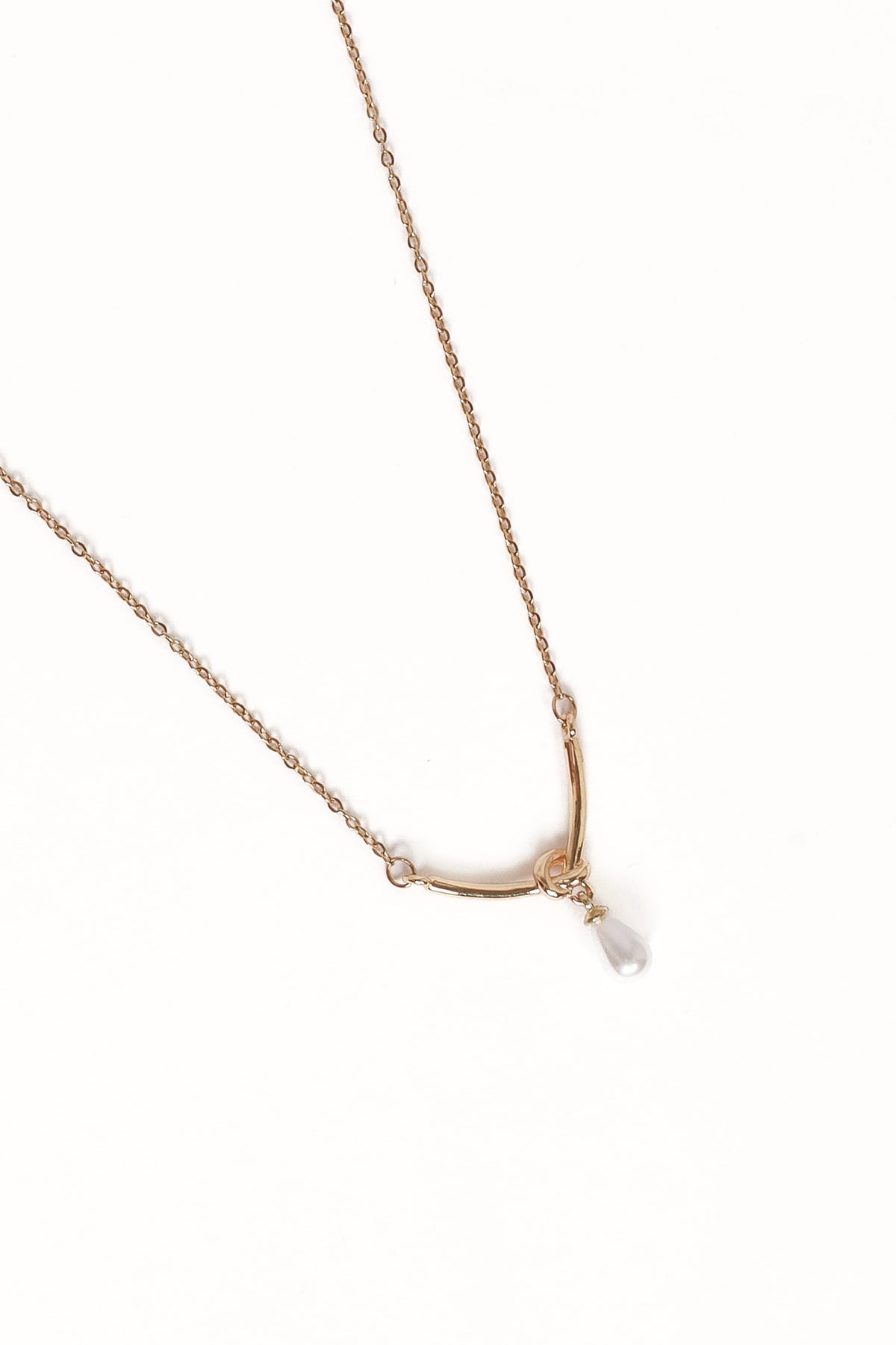 Nusa Necklace in Gold/Pearl – view 4 of 6