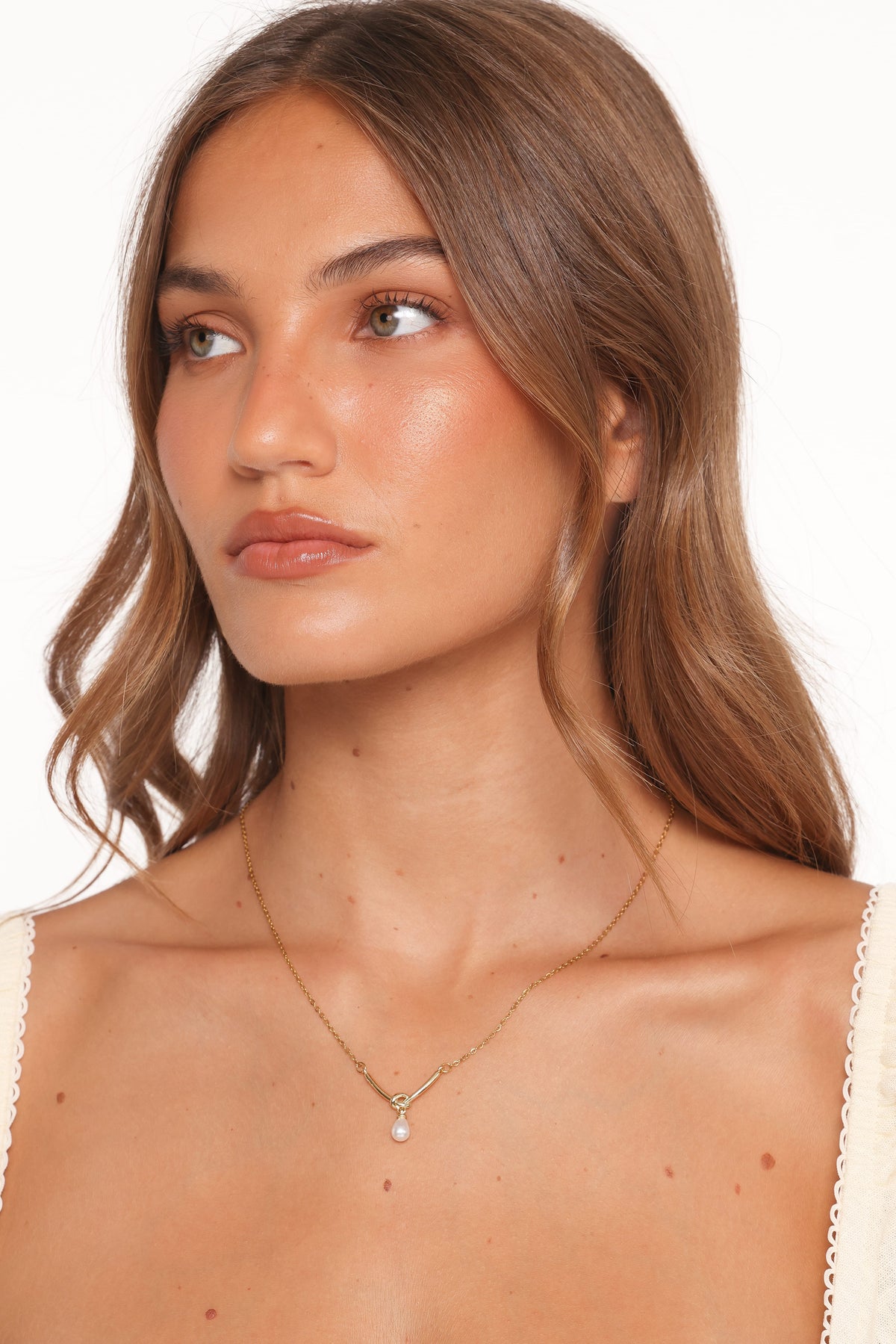 Nusa Necklace in Gold/Pearl – view 6 of 6