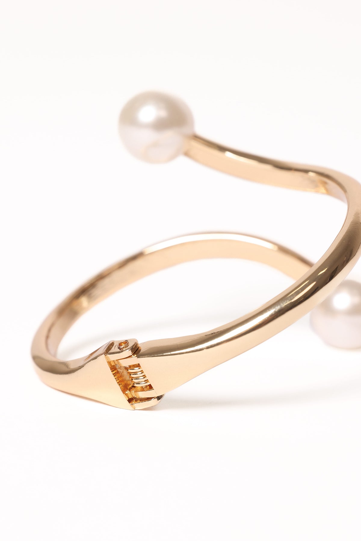 Petra Cuff in Gold/Pearl – view 4 of 4