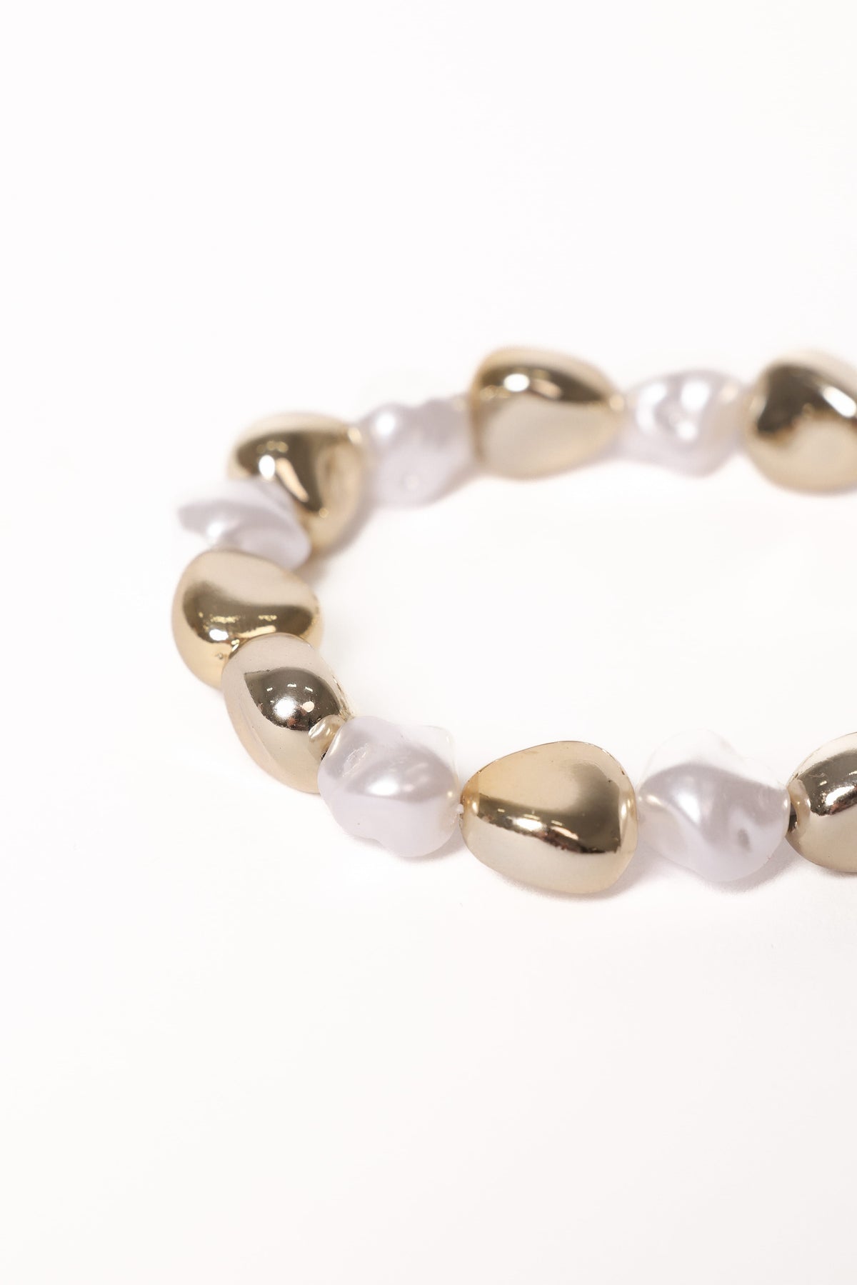 Phoenix Bracelet in Gold/Pearl – view 2 of 3