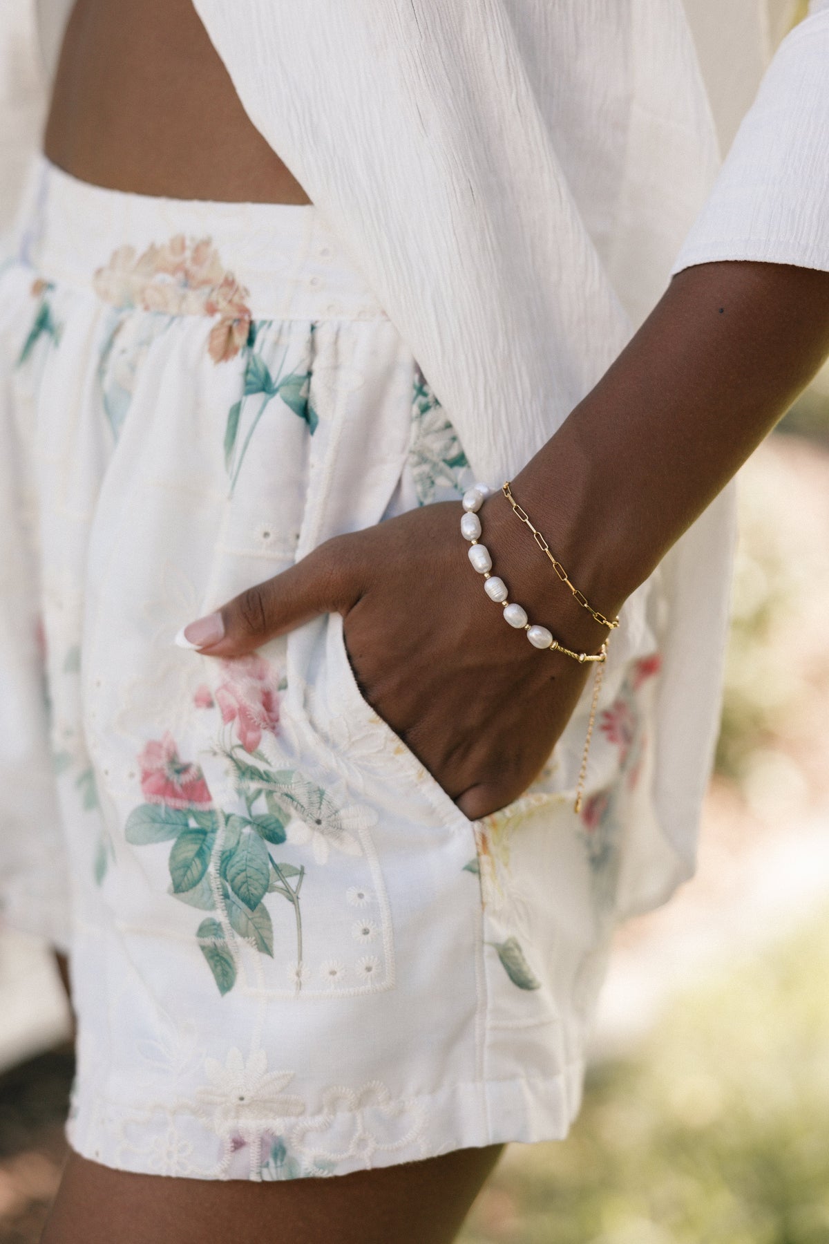 Ren Pearl Bracelet in Gold – view 1 of 3