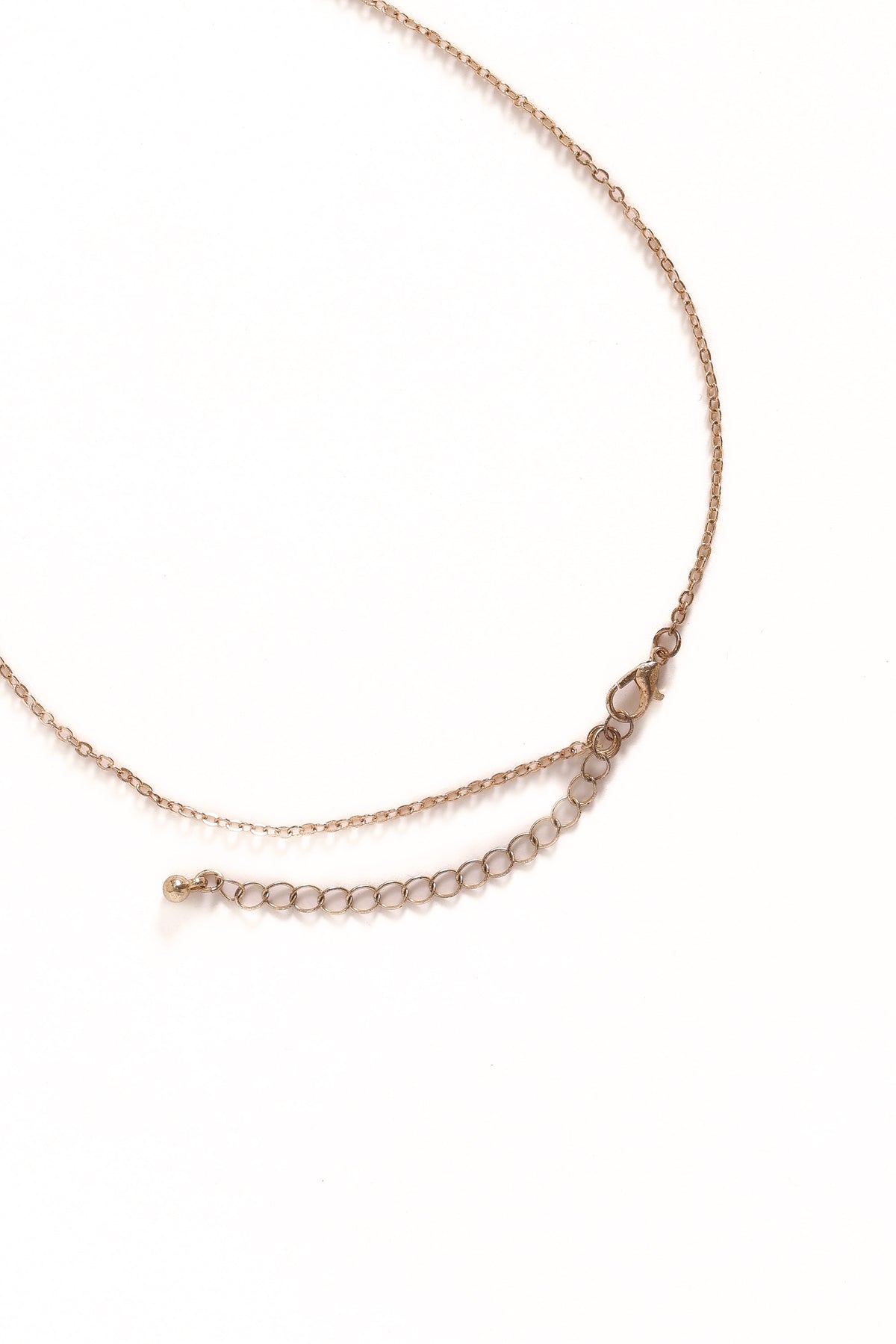 Shell Necklace in Gold – view 4 of 5