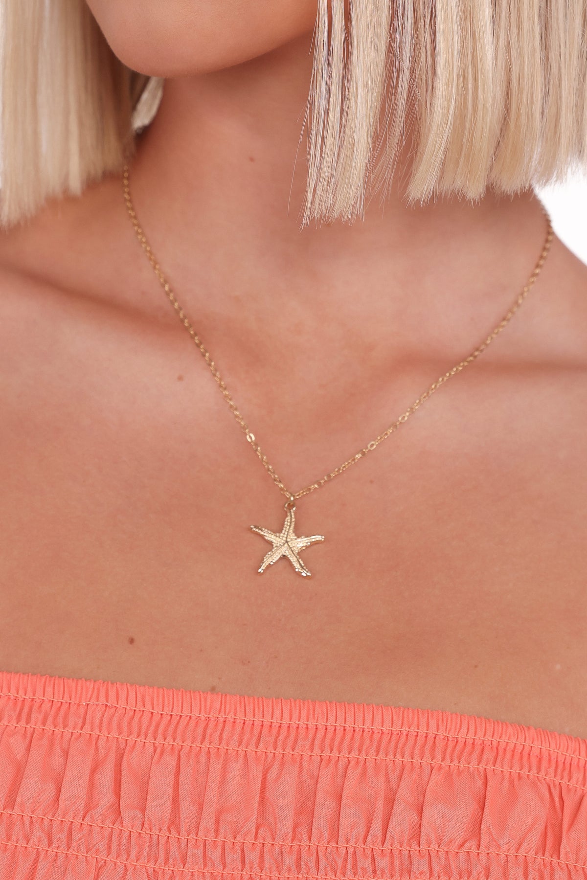 Starfish Necklace in Gold – view 7 of 8