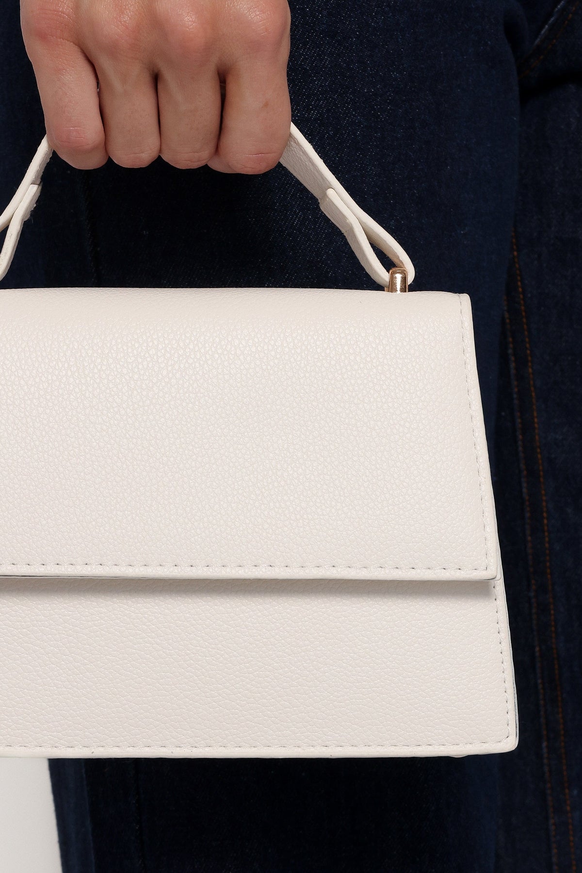Vega Bag in White – view 2 of 2