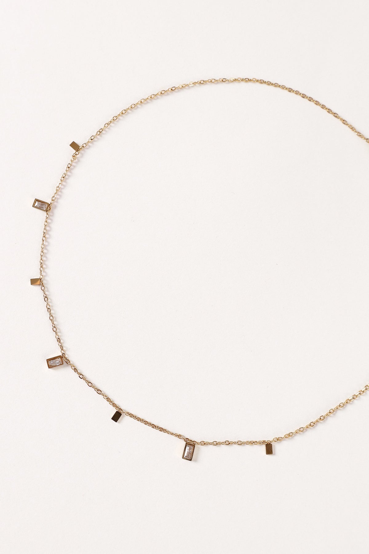 Vera Necklace in Gold – view 1 of 2