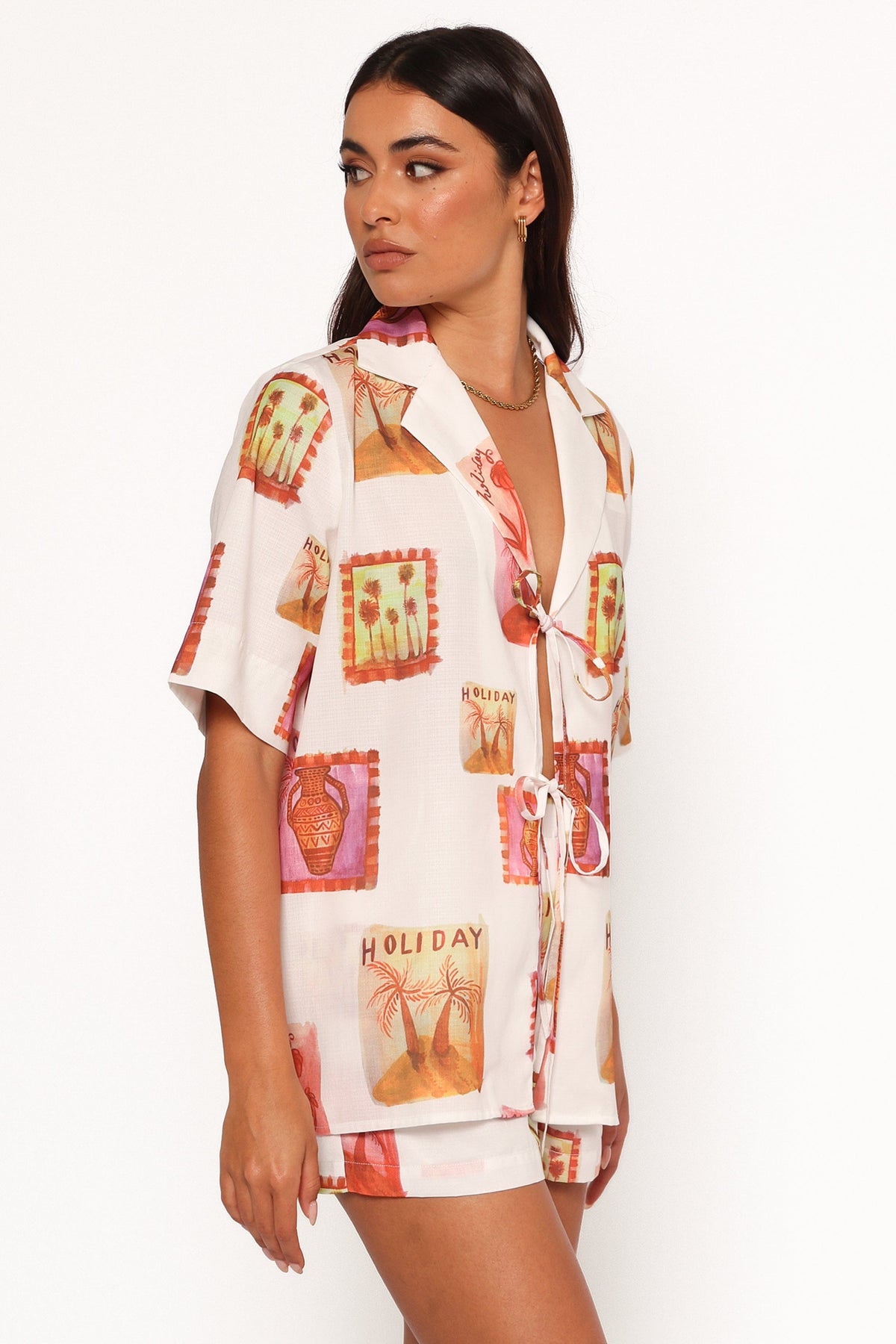 Aaliyah Shorts in White Multi – view 8 of 9