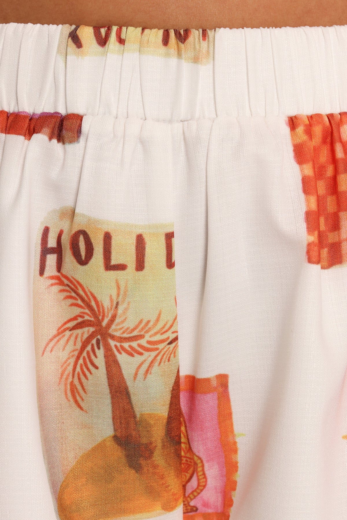 Aaliyah Shorts in White Multi – view 9 of 9