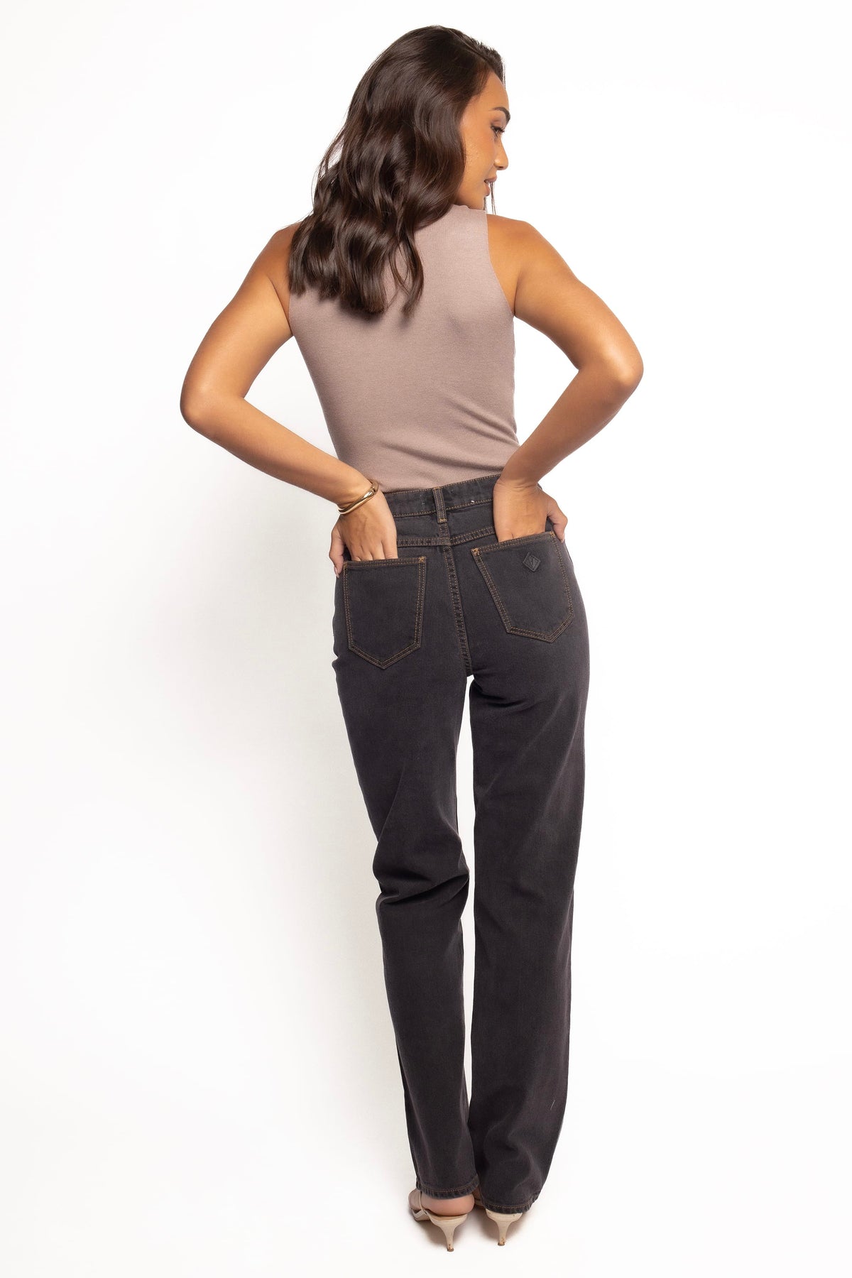 Abrand 94 High Straight Jeans in Cara Washed Black – view 2 of 8