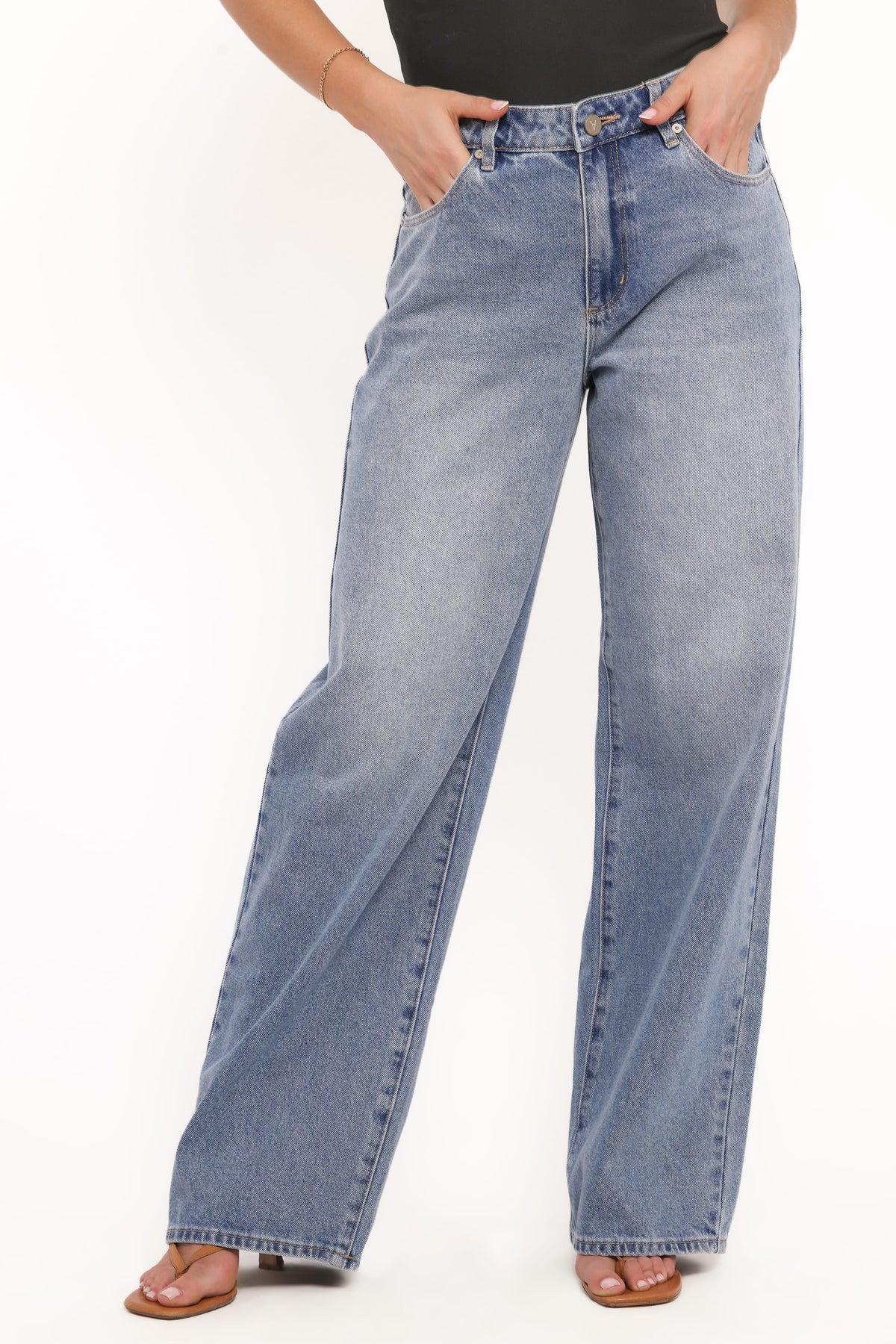 Abrand 94 Wide Jeans in Paloma – view 1 of 6