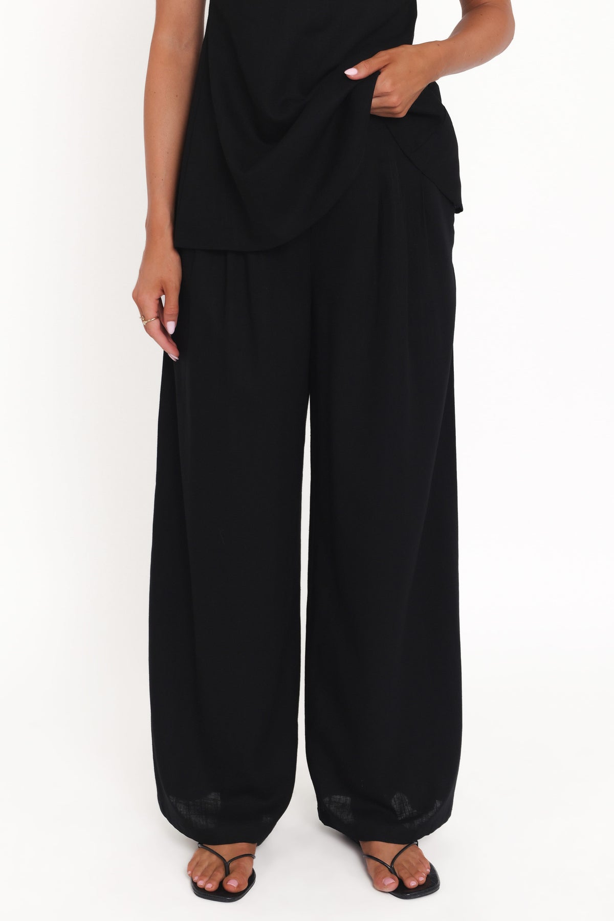 Arles Wide Leg Pants in Black – view 2 of 5
