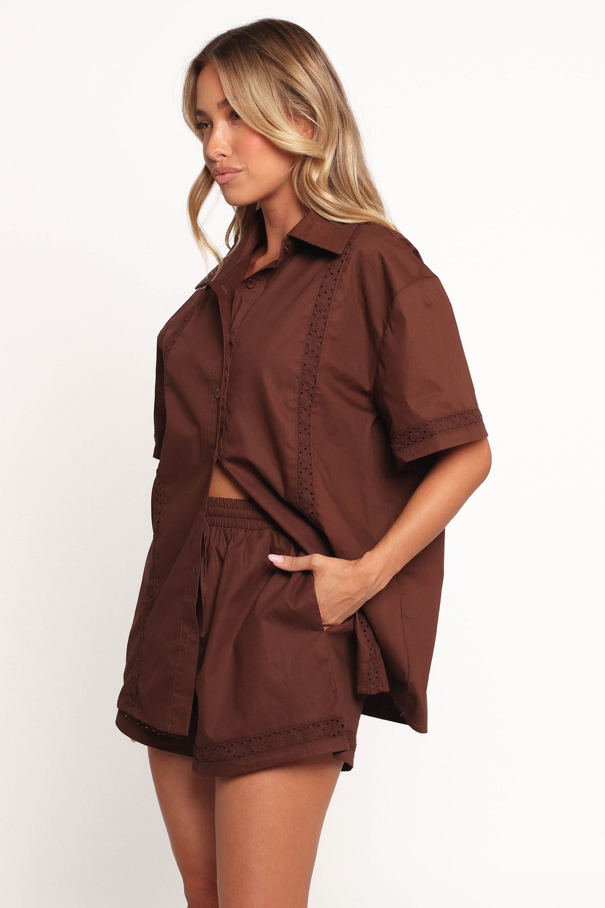 Austin Short in Chocolate – view 4 of 7