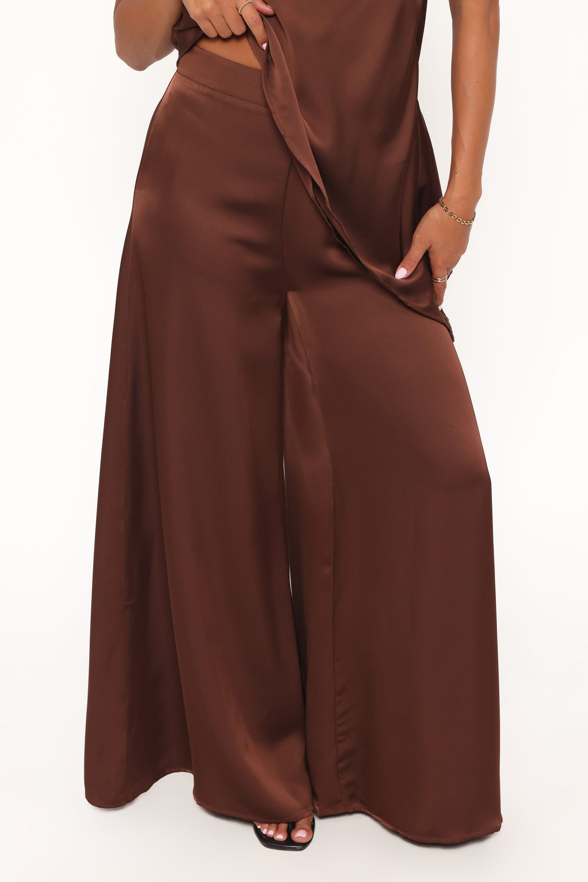 Charmer Wide Leg Pant in Dark Brown – view 2 of 6