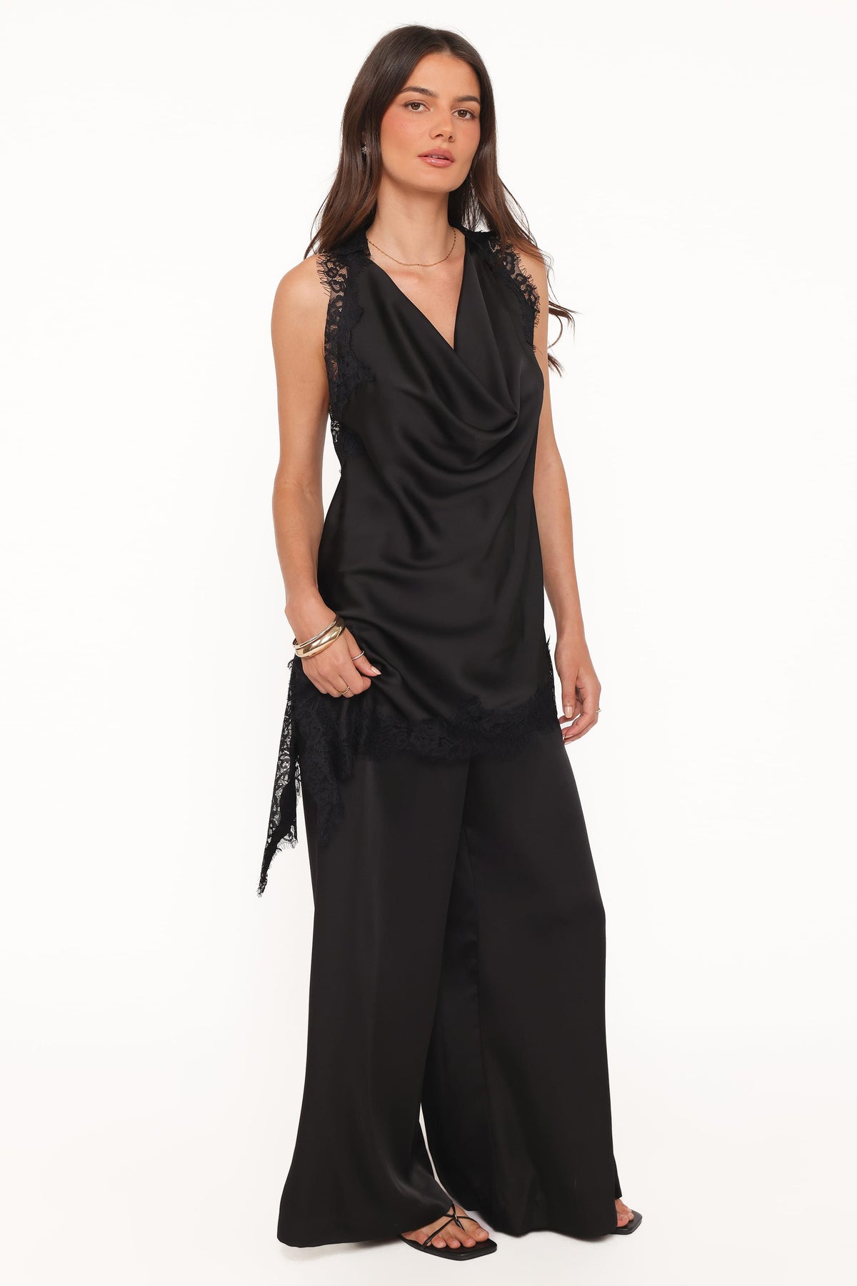 Clara Wide Leg Tailored Pant in Black – view 3 of 6