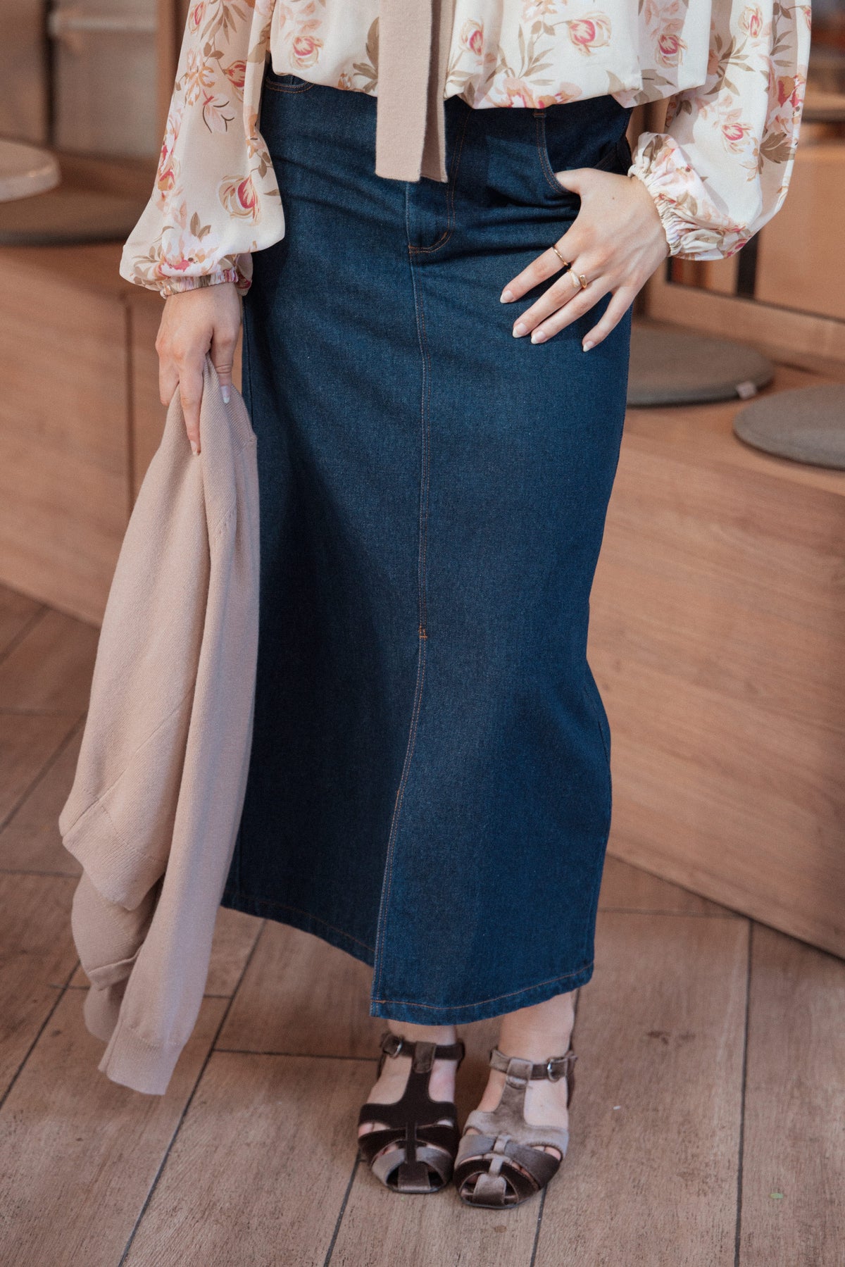 Dana Denim Midi Skirt in Midnight – view 7 of 8