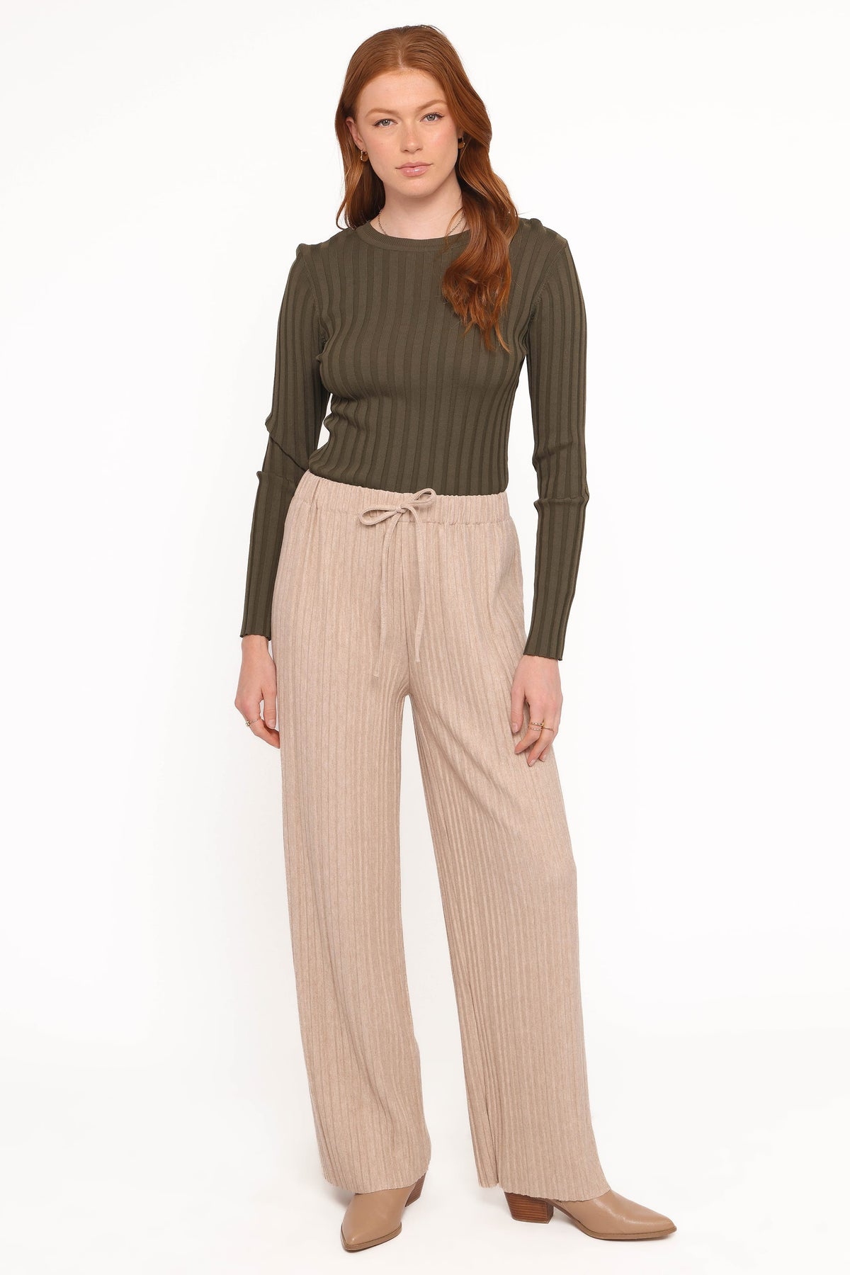 Davis Pleated Knit Pant in Beige – view 4 of 5