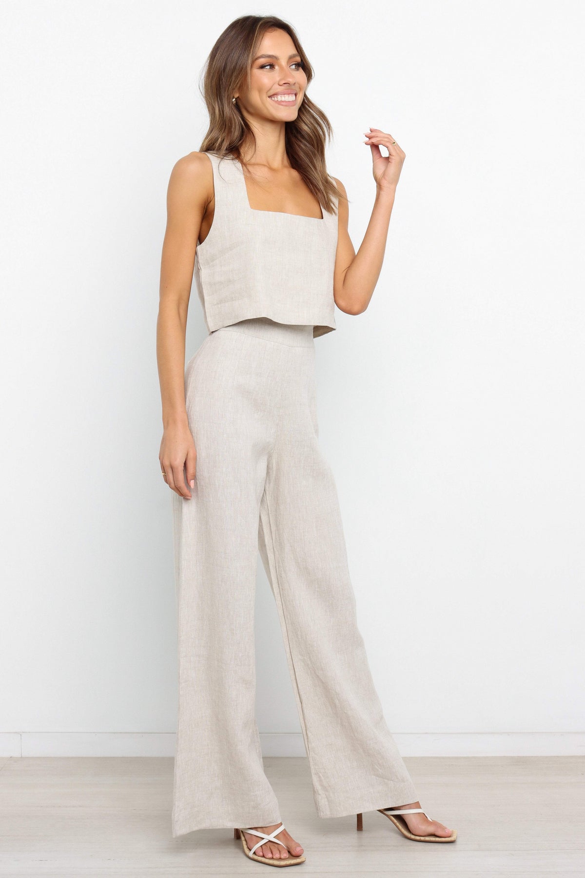 Devlin Pant in Beige – view 6 of 8