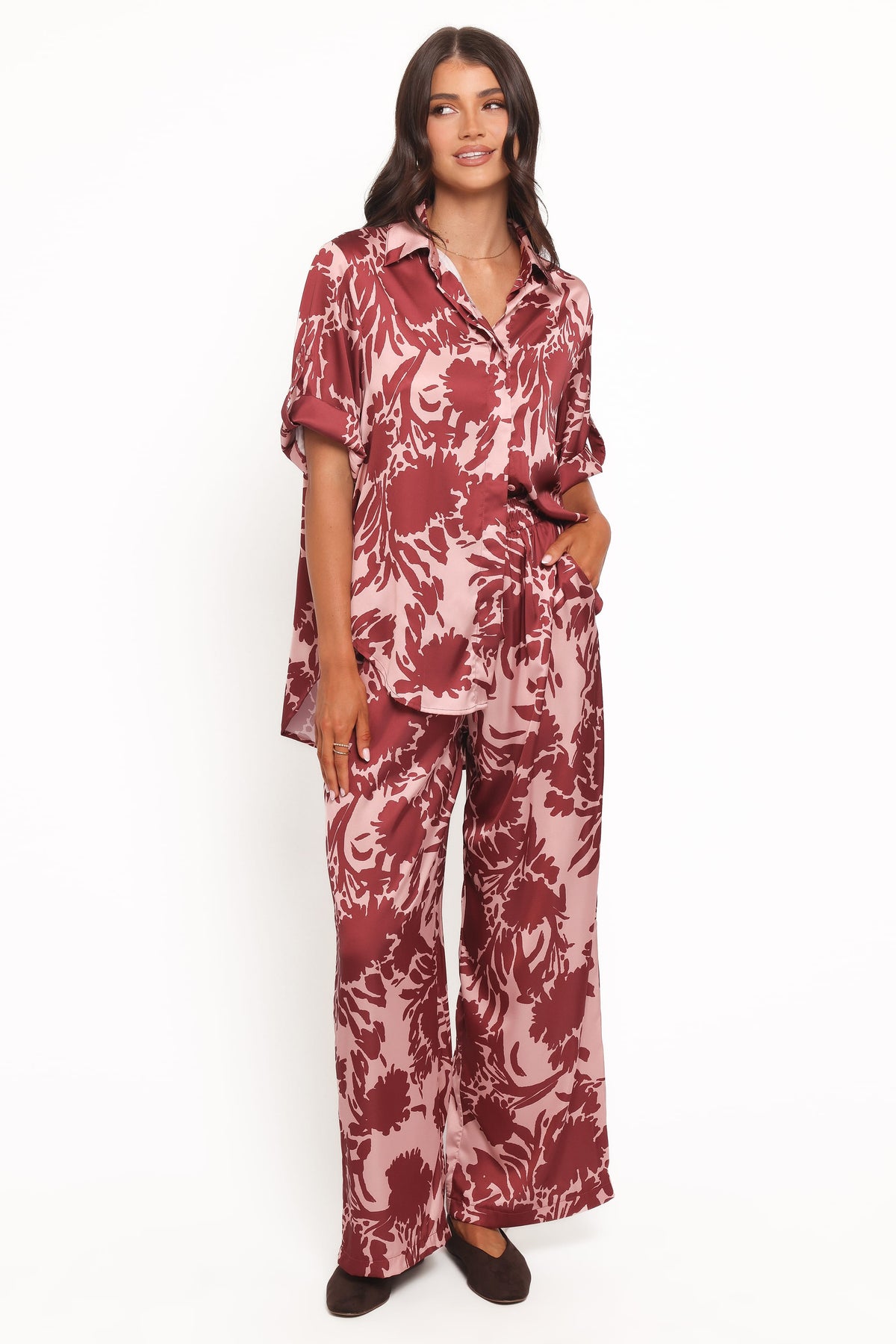 Elysia Pants in Pink Burgundy – view 2 of 6
