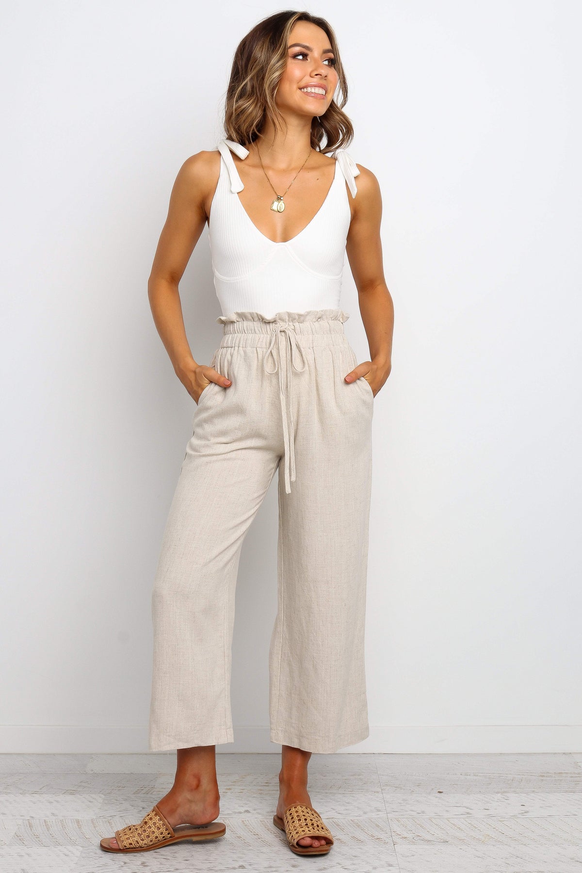 Hawthorne Pant in Beige – view 5 of 8