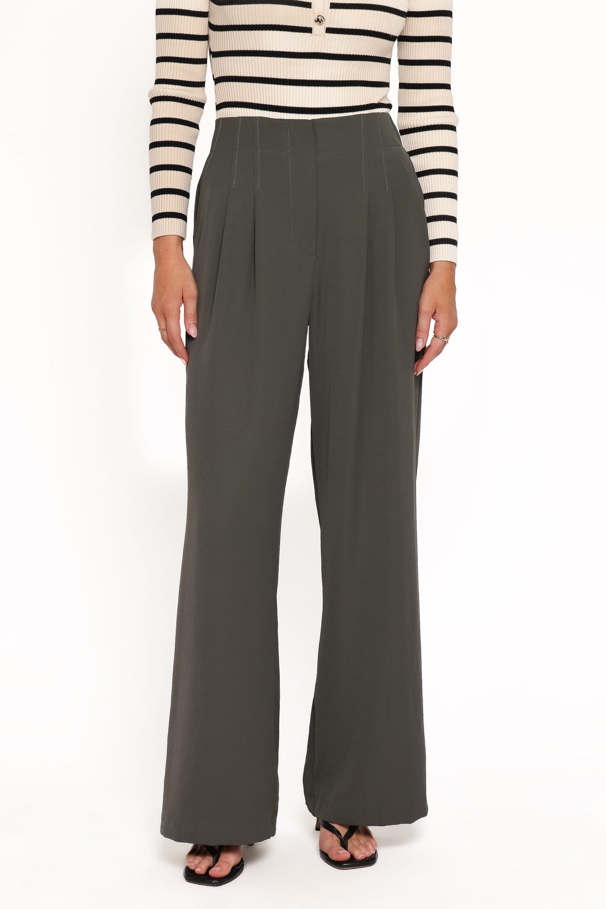 Hayden Pleated Wide Leg Pant in Dark Olive – view 2 of 5