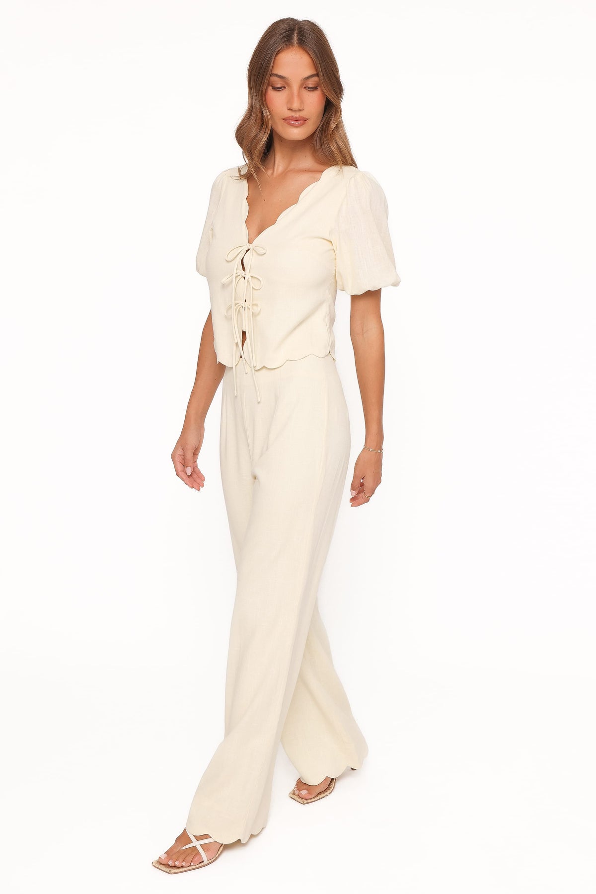 Jensen Scallop Hem Pant in Butter Yellow – view 4 of 7