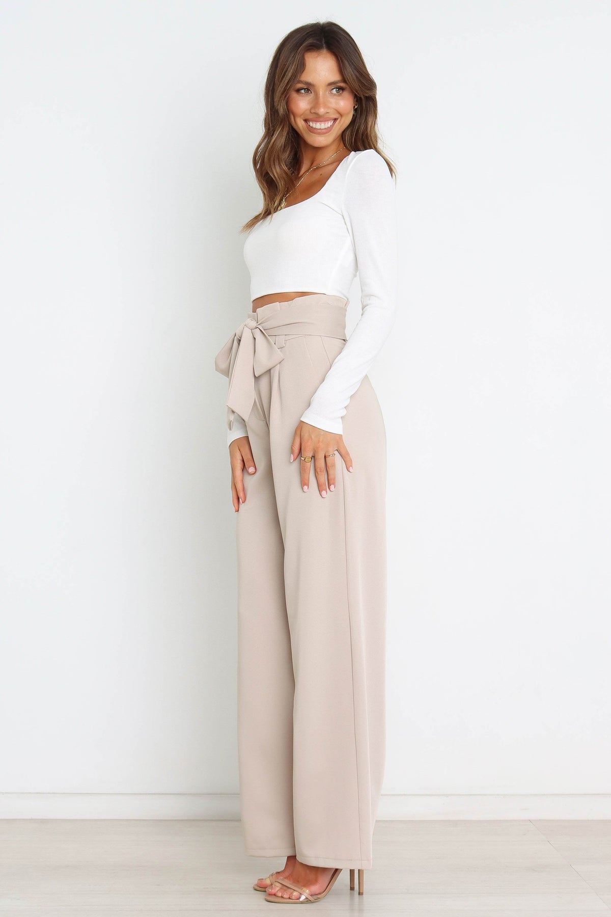 Kieran Pants in Beige – view 4 of 8