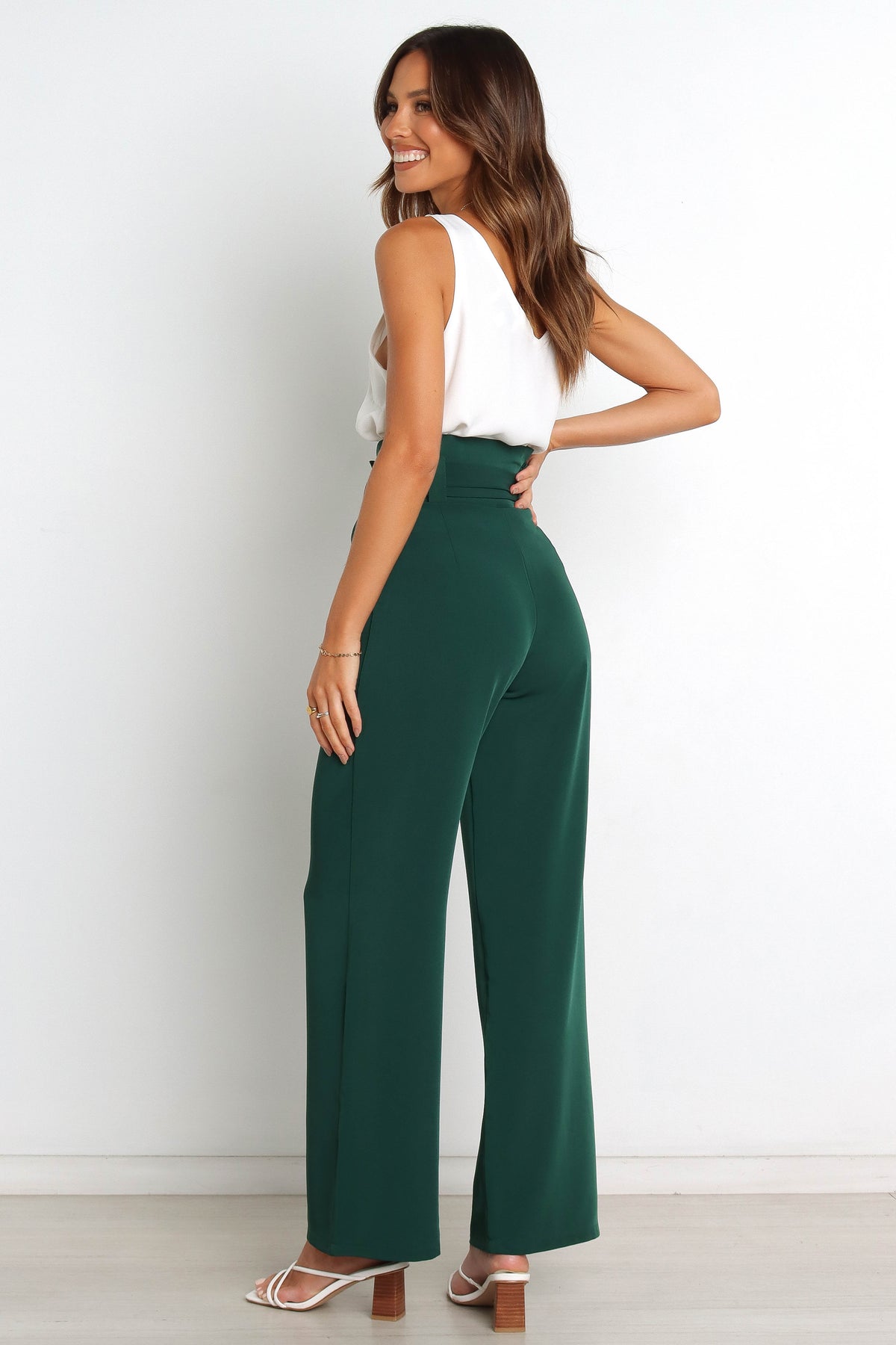 Kieran Pants in Emerald Green – view 5 of 8
