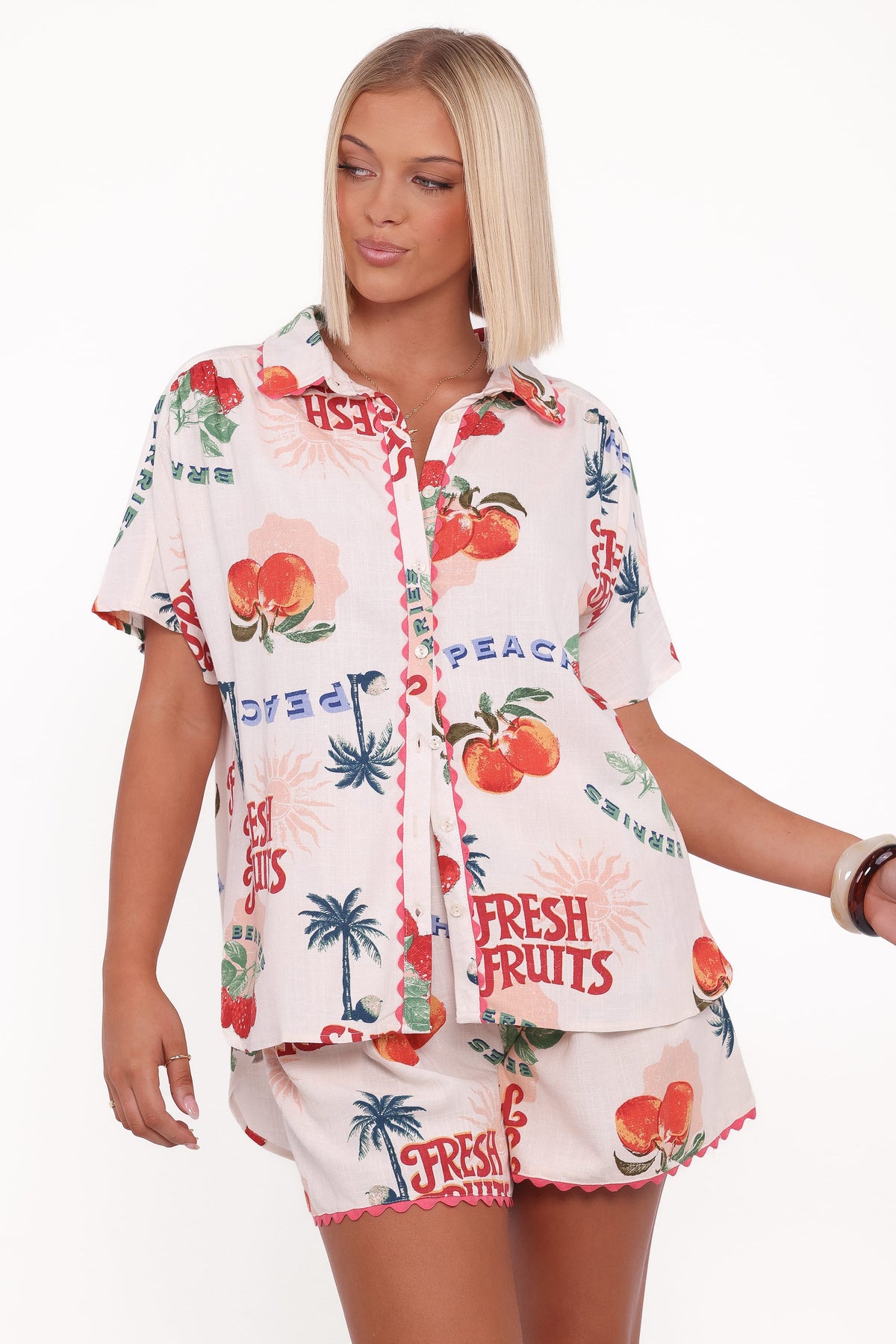 Lars Shorts in Tutti Frutti – view 4 of 7