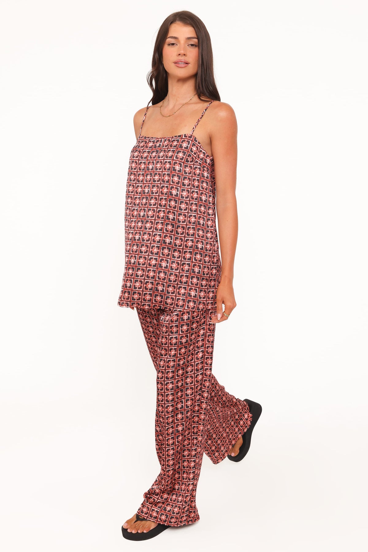 Lexi Elastic Waist Pant in Red Geometric – view 4 of 8