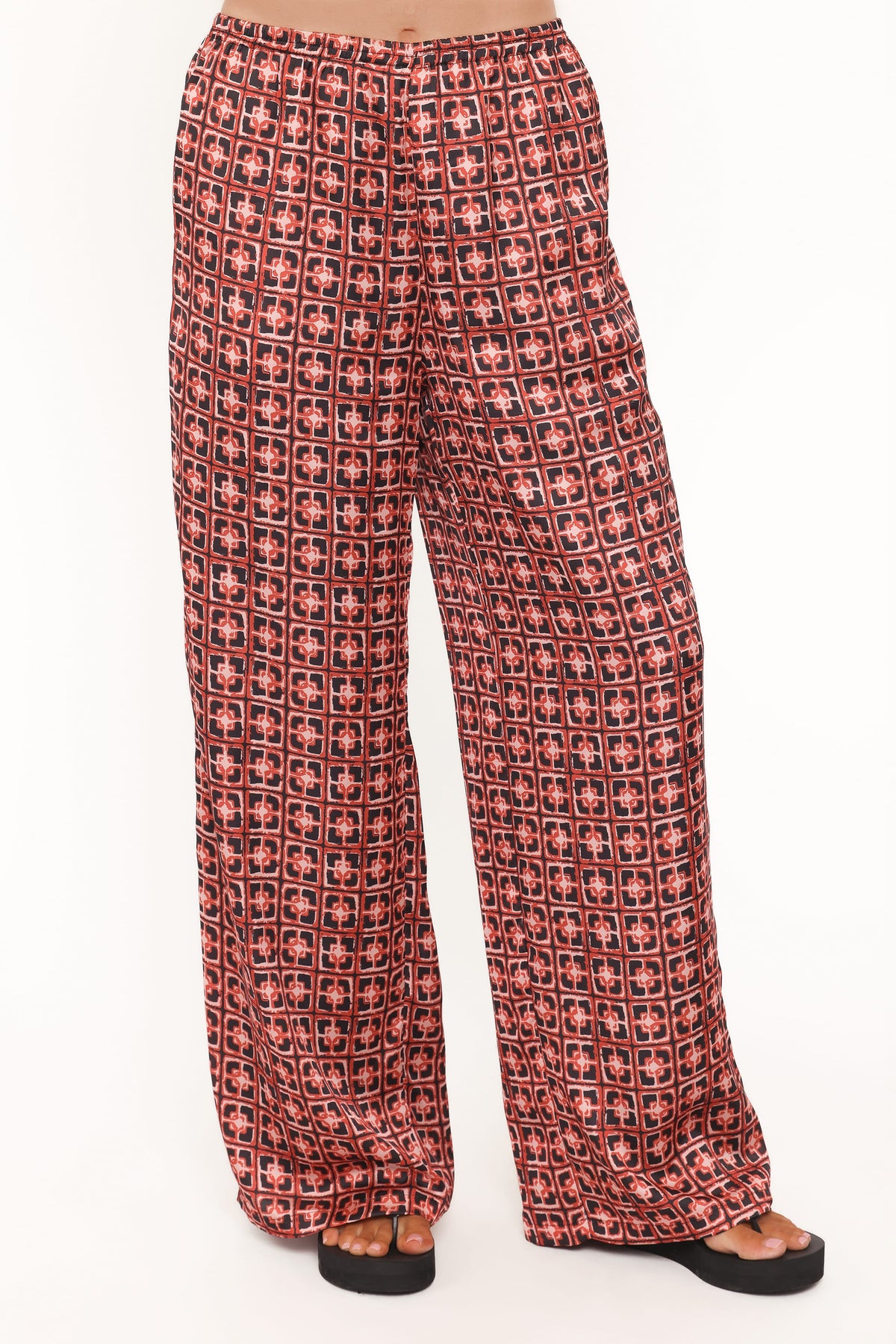 Lexi Elastic Waist Pant in Red Geometric – view 3 of 8