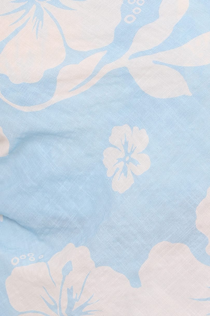 Lourdes Wide Leg Pant in Blue Hibiscus – view 5 of 5