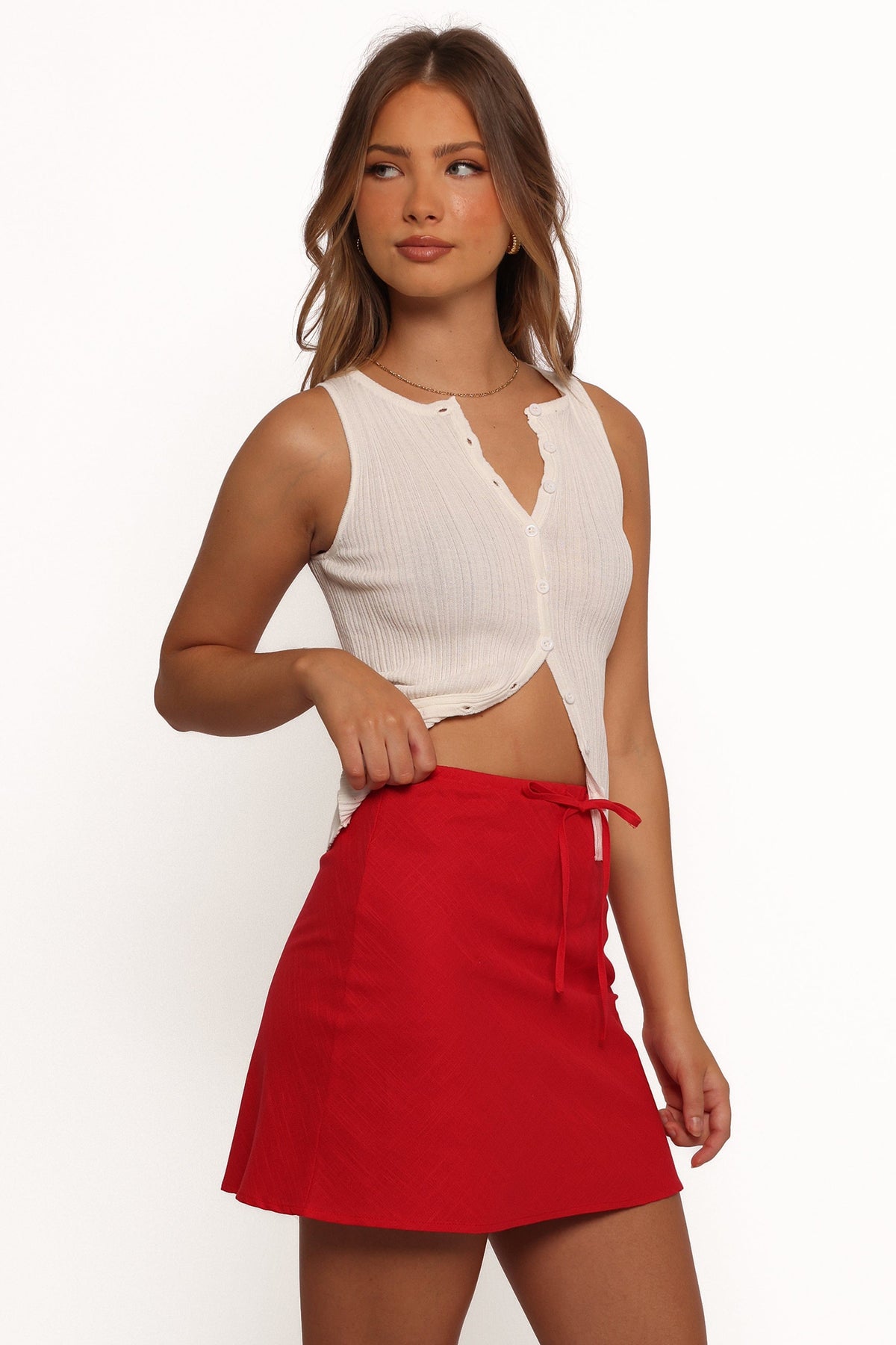 Sonni Linen Mini Skirt in Red – view 8 of 9