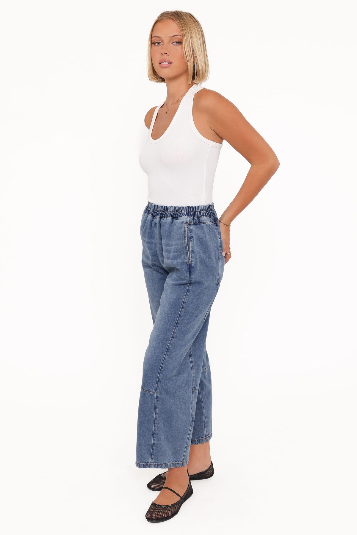 Sophie Cropped Barrel Jean in Medium Wash – view 5 of 8