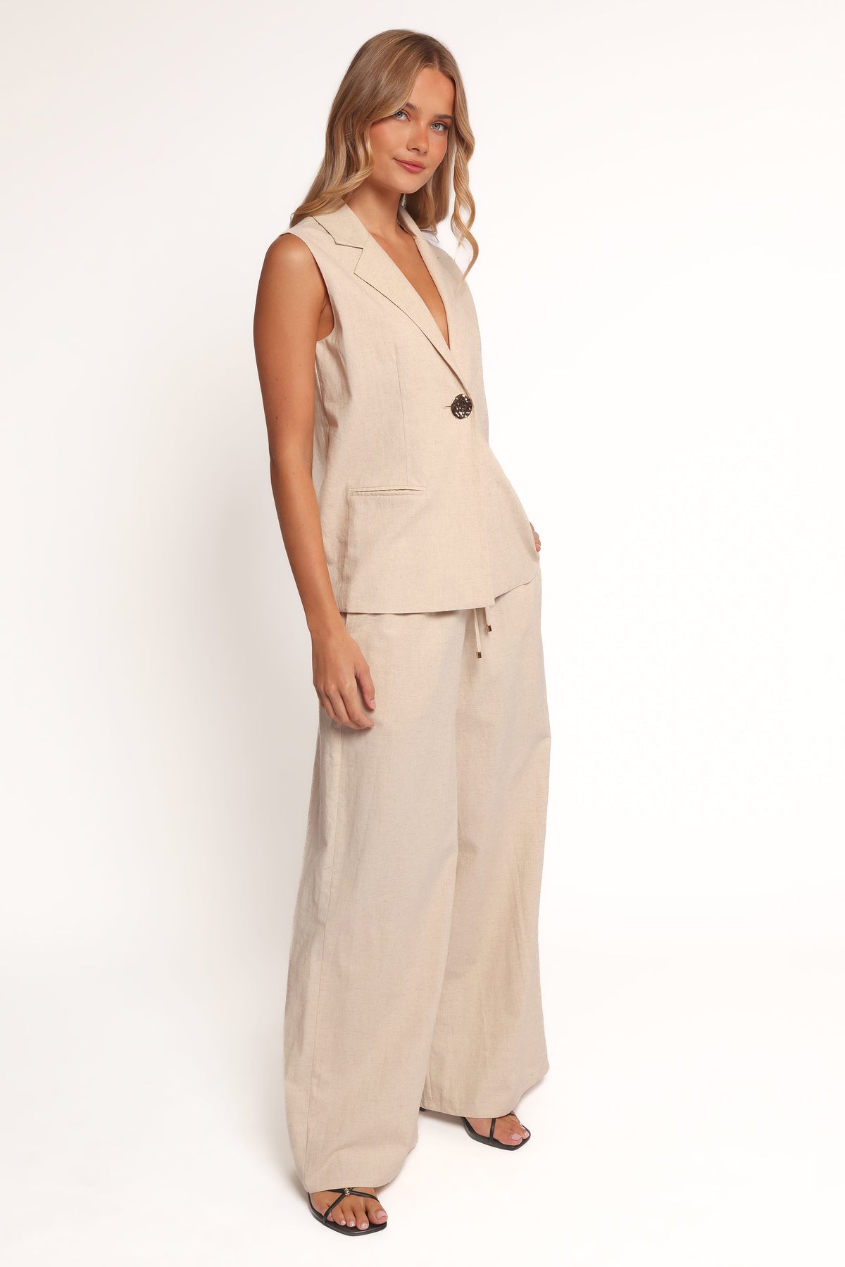 Trula Wide Leg Pant in Oatmeal – view 4 of 7