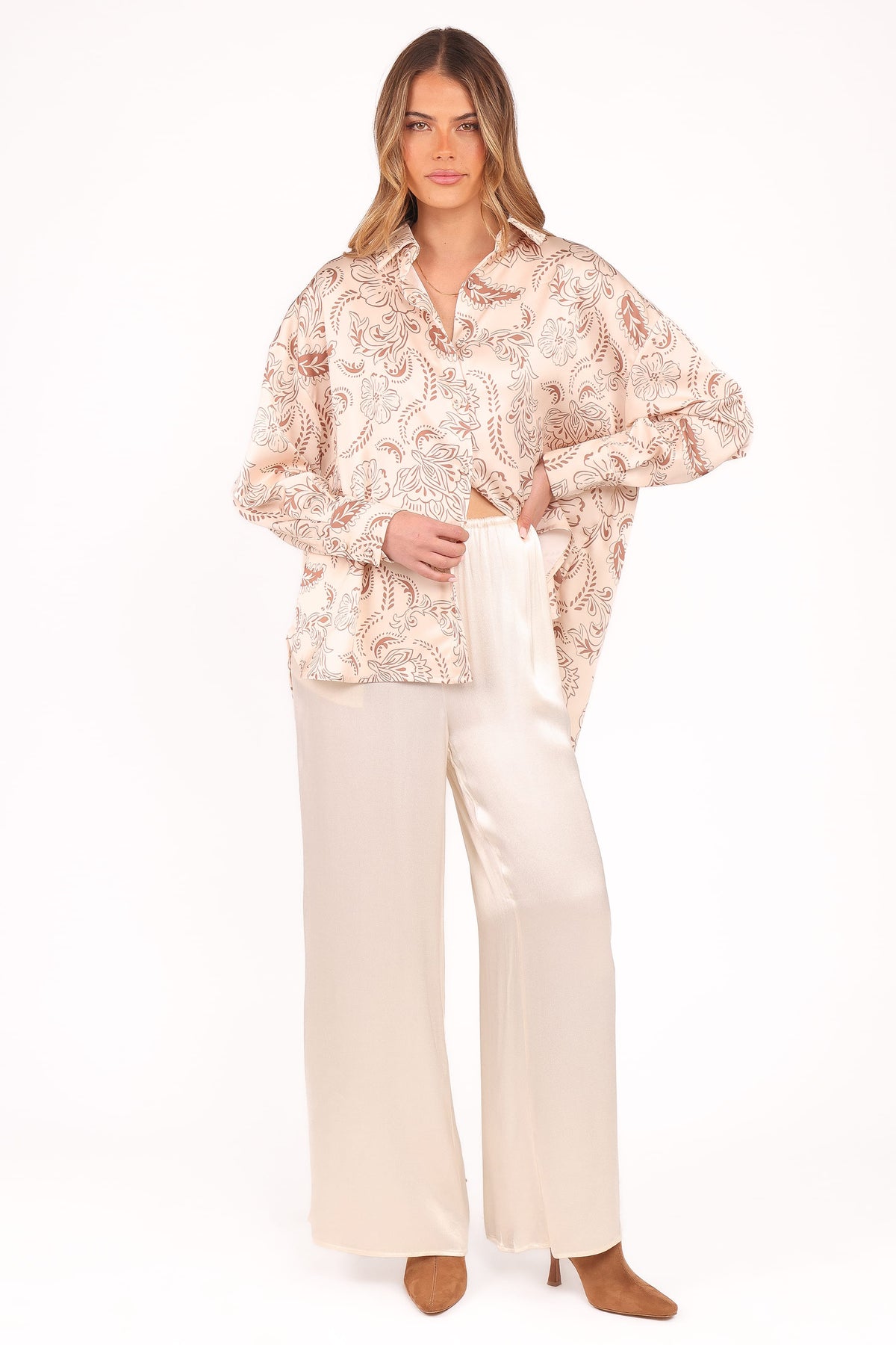Valia Wide Leg Pant in Cream – view 2 of 6