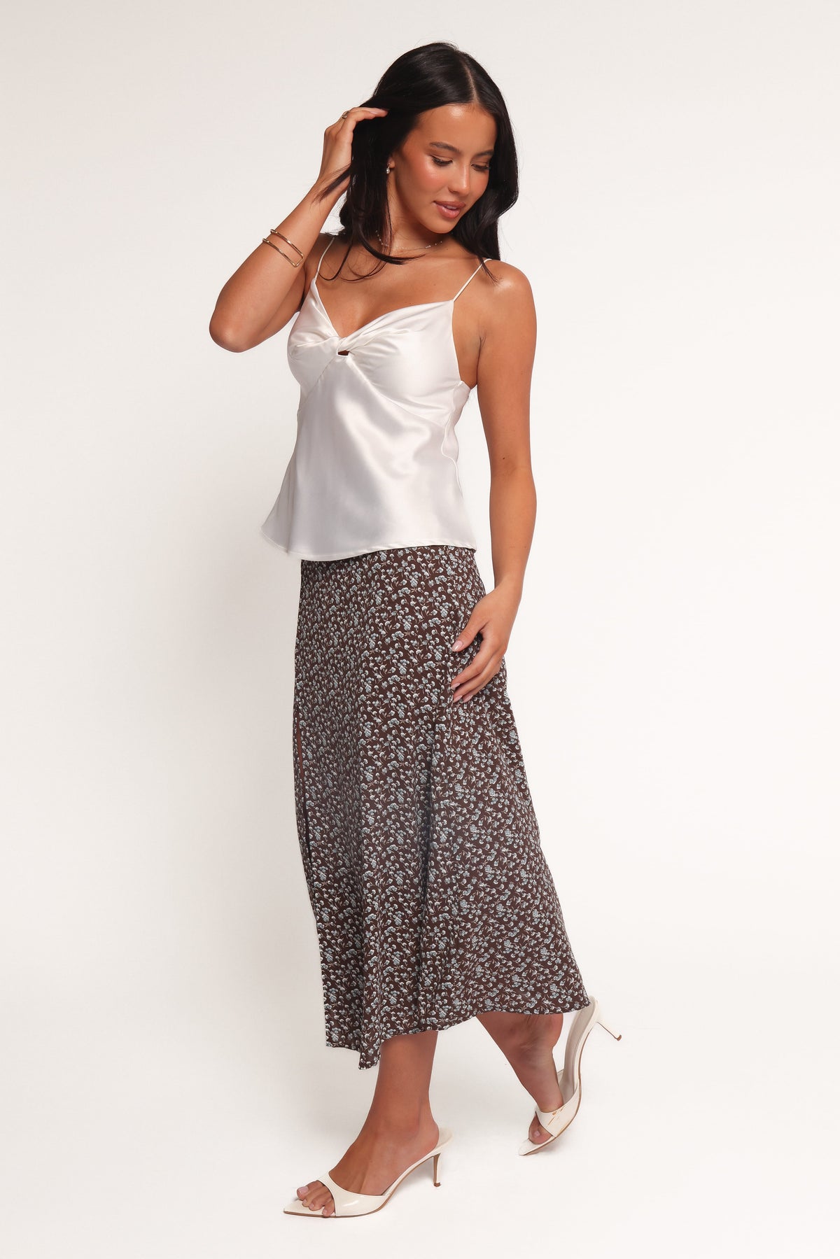 Willow Midi Skirt in Brown Blue Floral – view 4 of 9