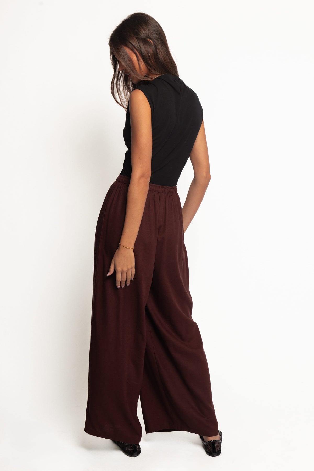 Zane Tie Waist Pant in Chocolate – view 4 of 6
