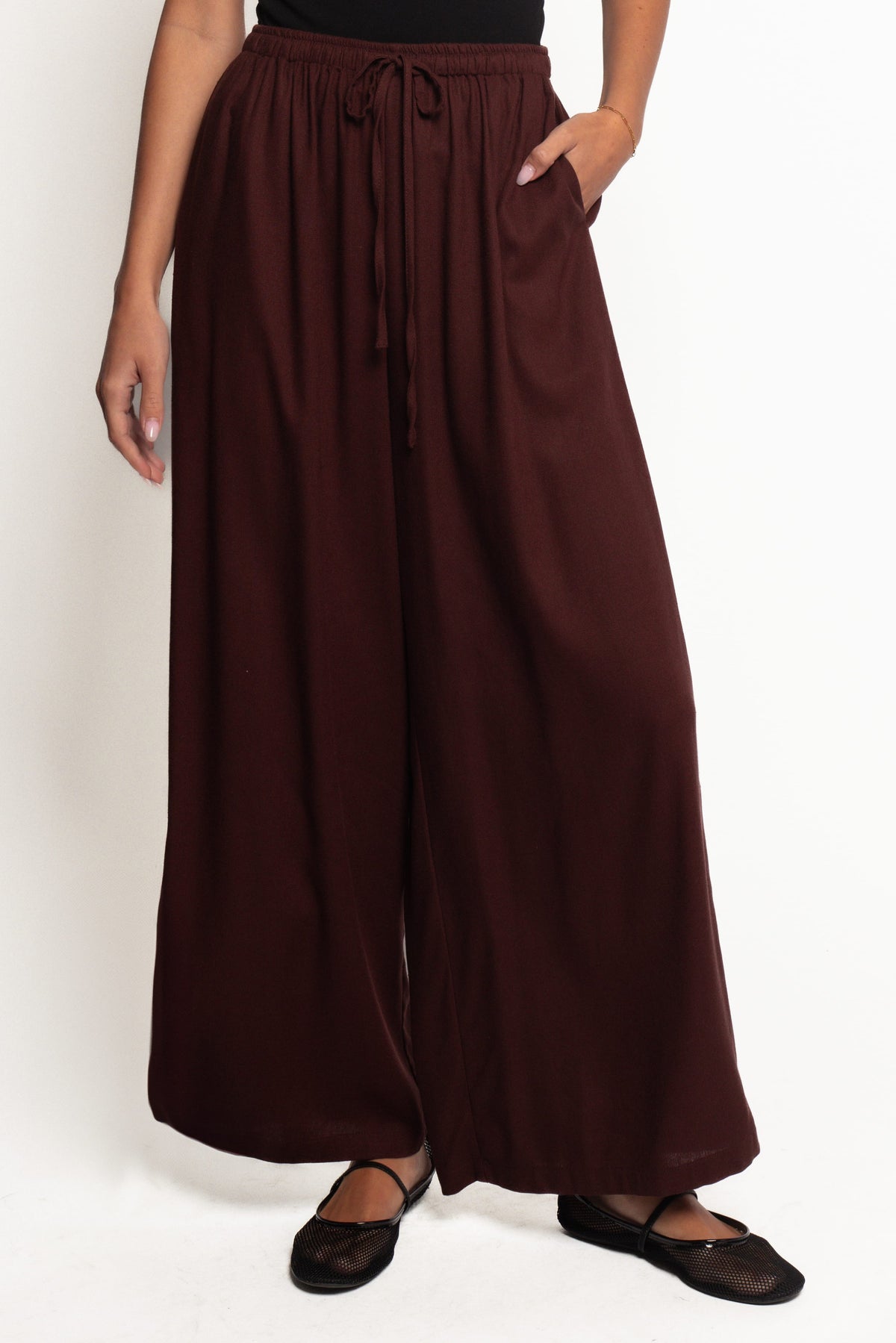 Zane Tie Waist Pant in Chocolate – view 2 of 6