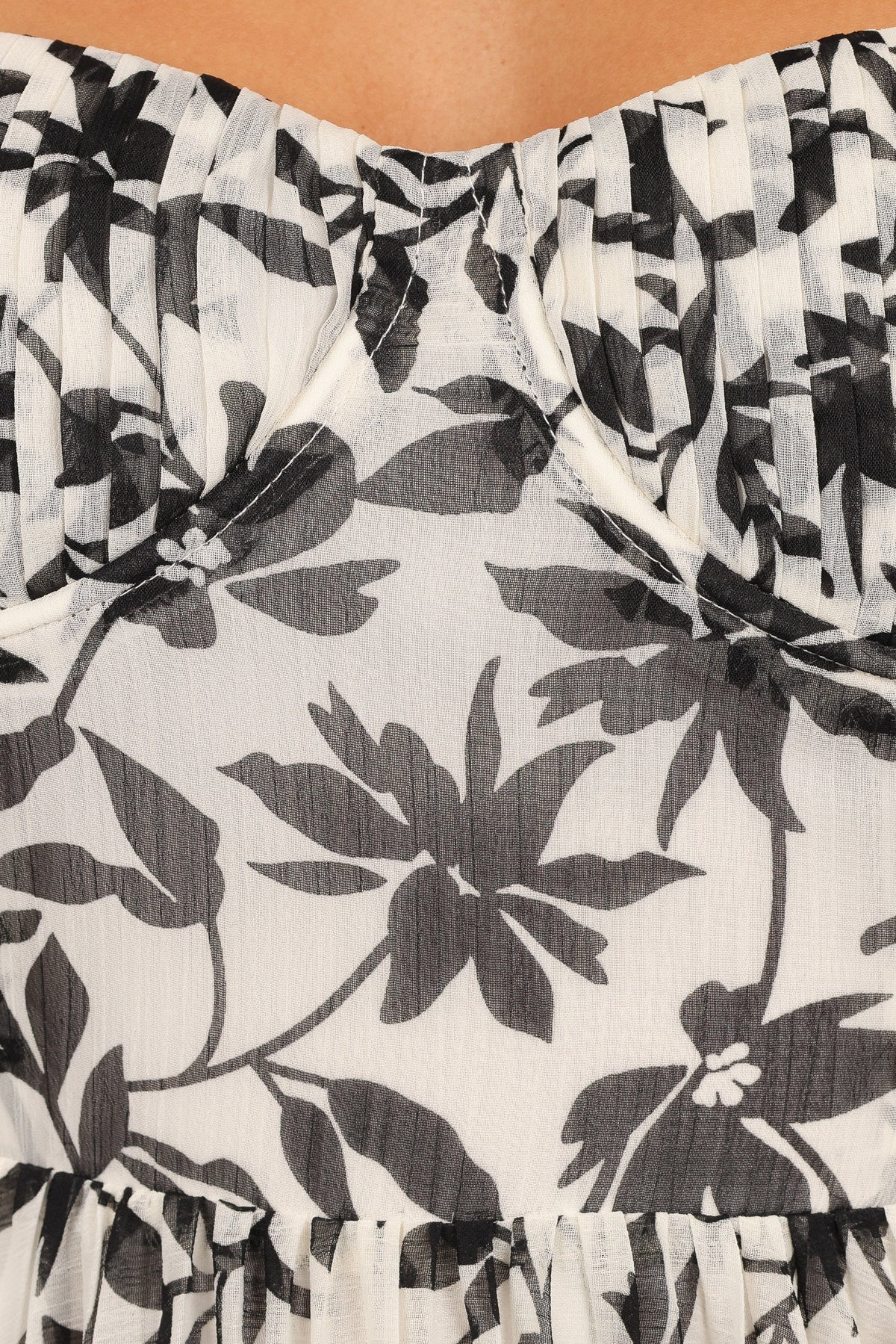 Achanti Pleated Maxi Dress in White Black Floral – view 9 of 9