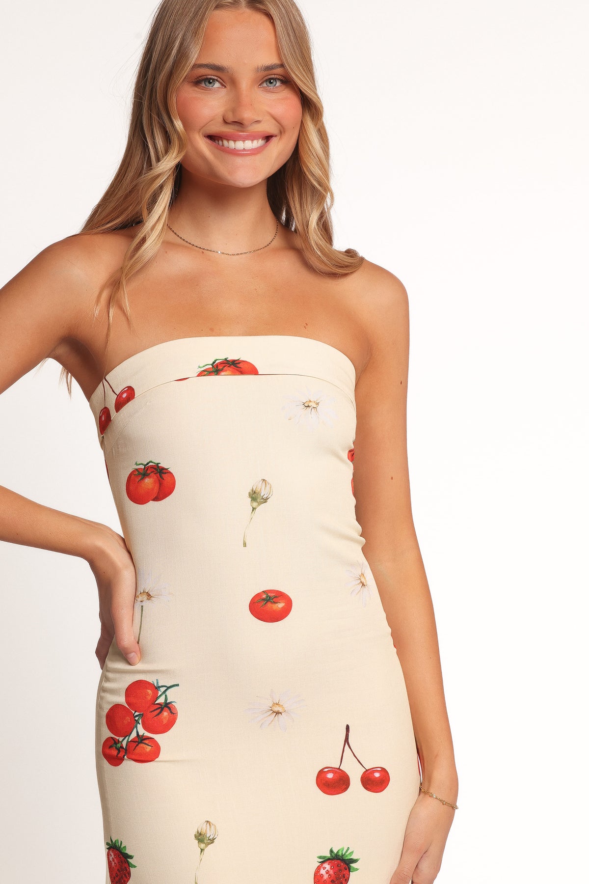 Adela Maxi Dress in Tomato Print – view 2 of 5