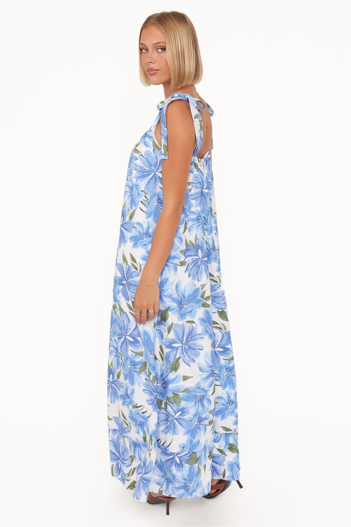 Amber Maxi Dress in Blue Floral – view 4 of 7