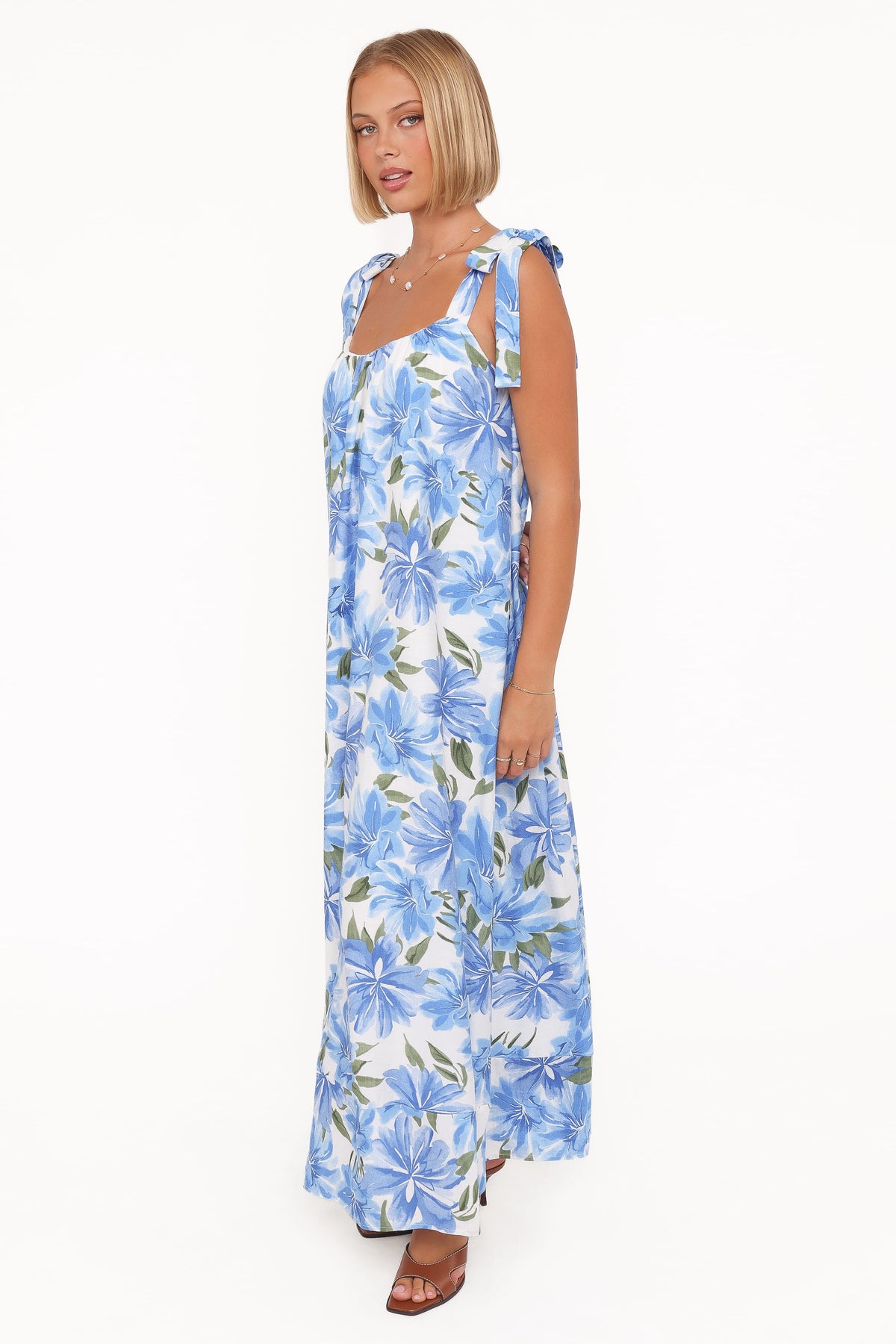 Amber Maxi Dress in Blue Floral – view 3 of 7