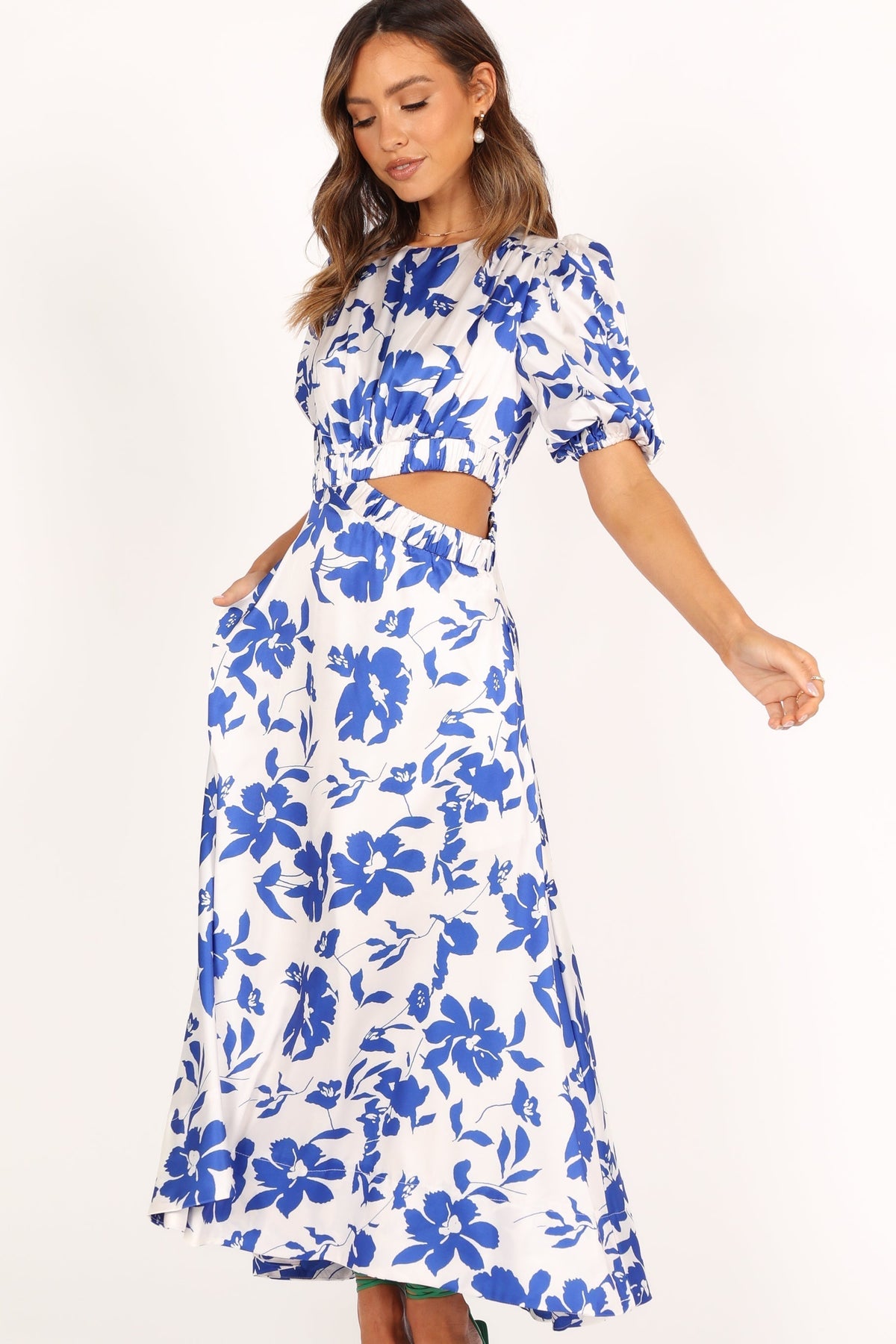 Aminah Puff Sleeve Dress in Blue Floral – view 4 of 9