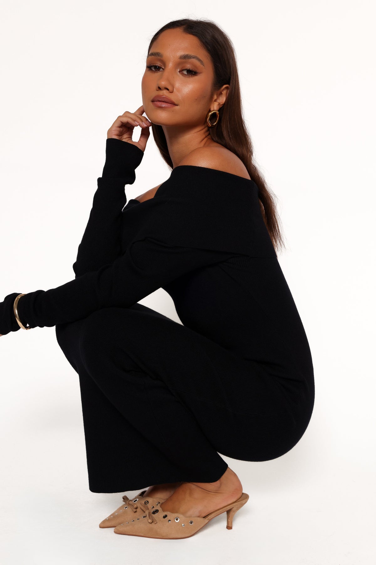 Archie Off the Shoulder Midi Dress in Black – view 6 of 7