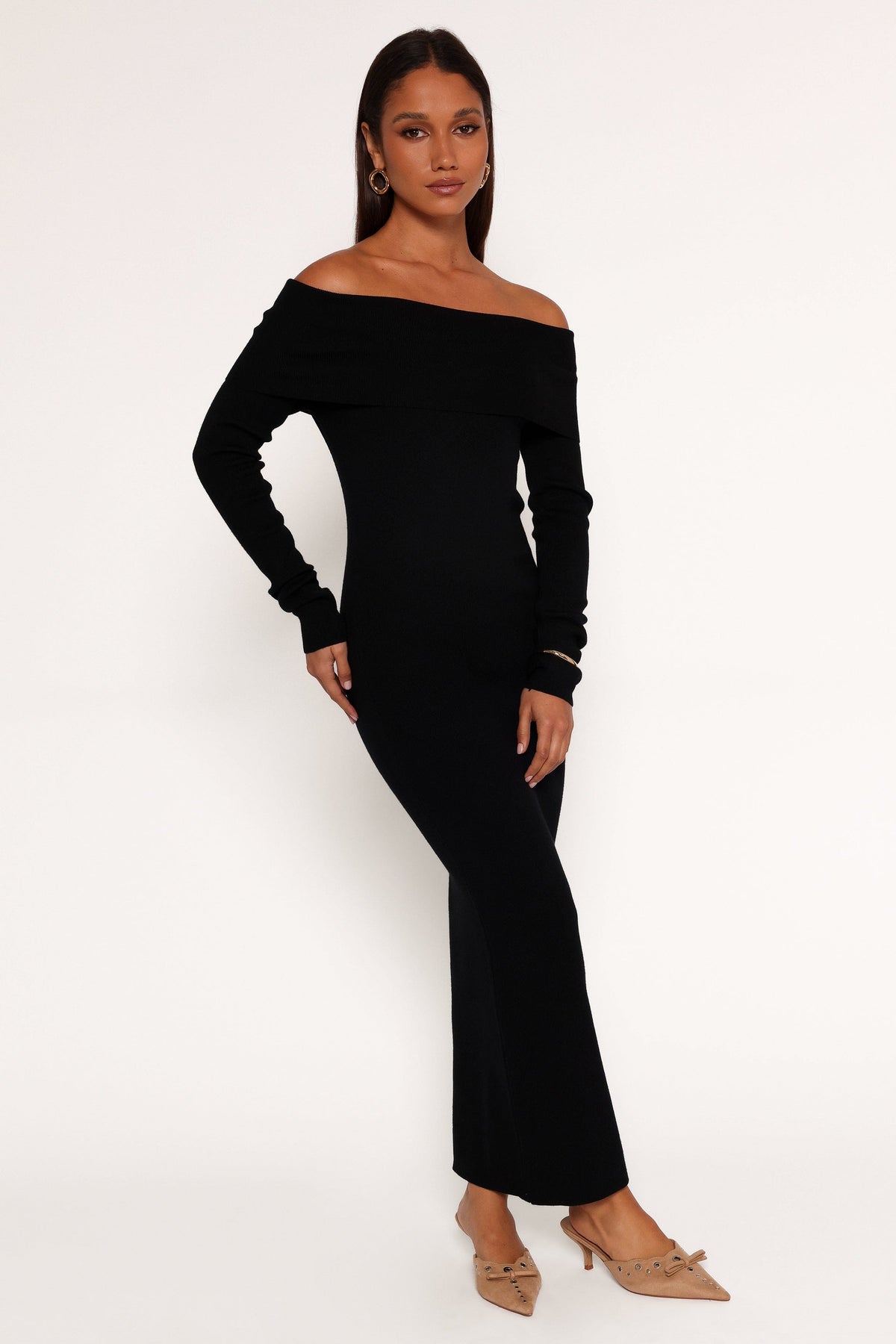 Archie Off the Shoulder Midi Dress in Black – view 4 of 7