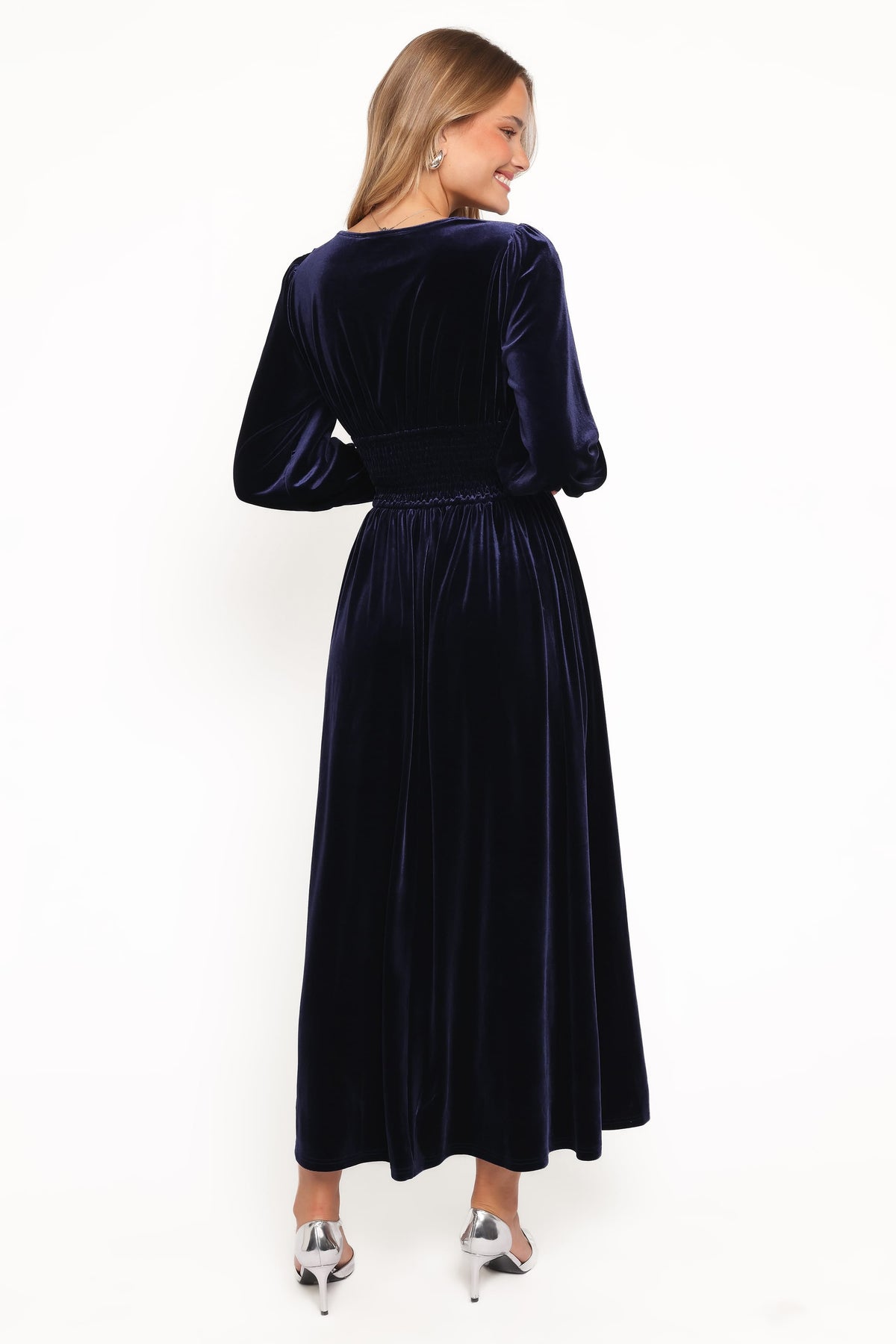 Cece Velvet Long Sleeve Maxi Dress in Midnight Blue – view 4 of 6