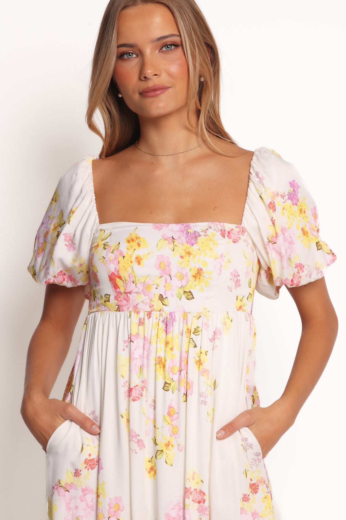 Delaney Maxi Dress in Pink Floral – view 5 of 7