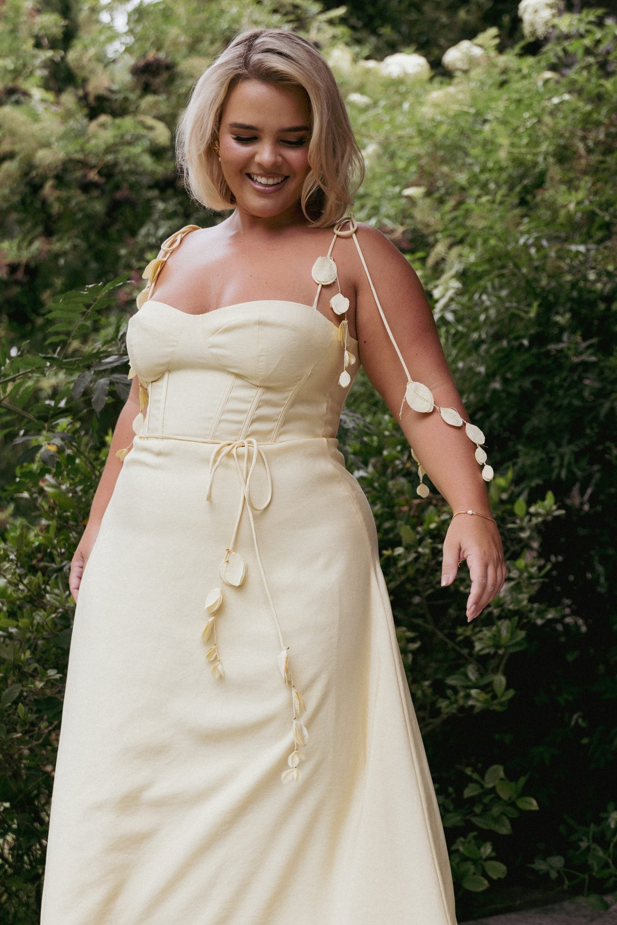 Della Midi Dress in Yellow – view 8 of 8