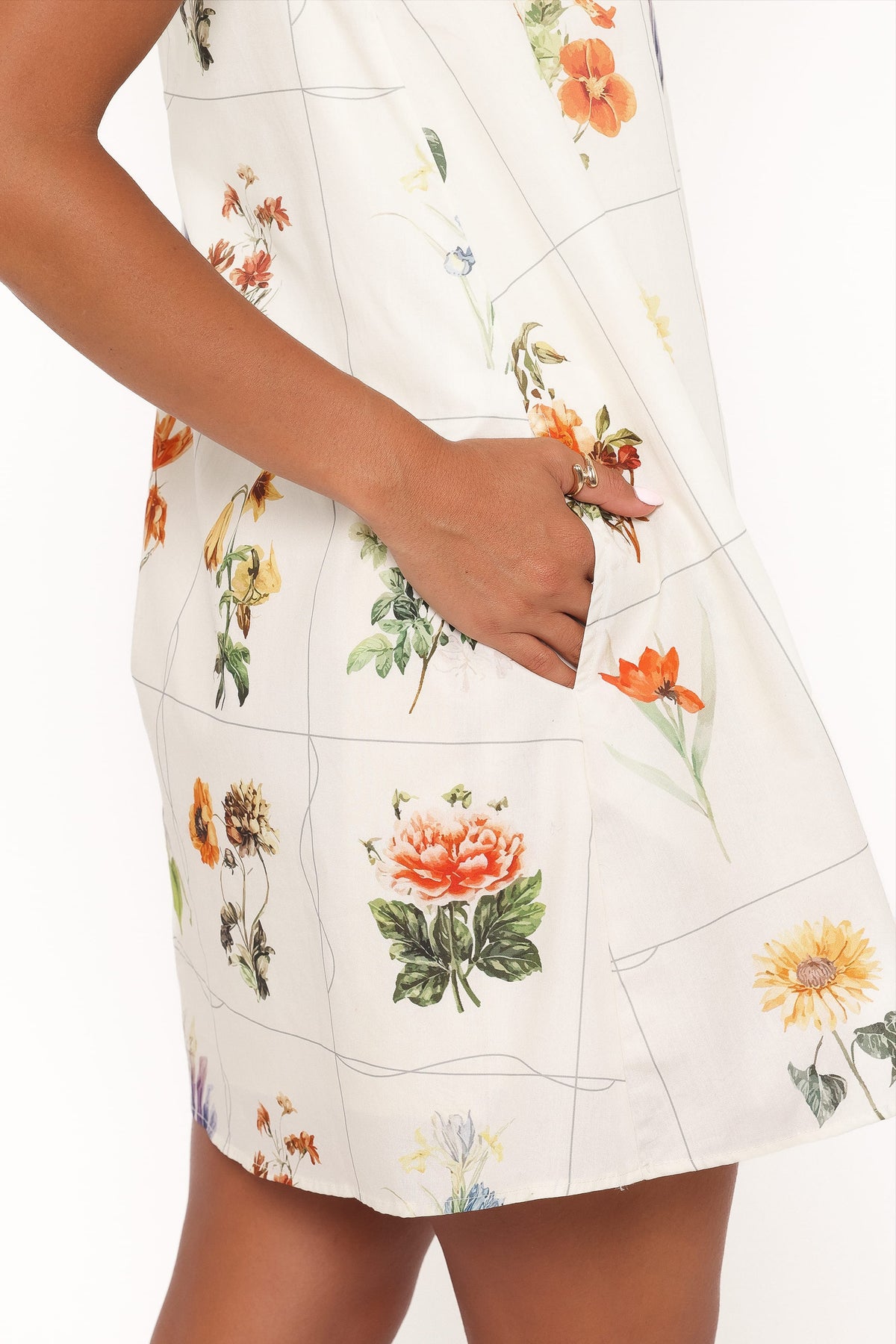 Elordi Mini Dress in Multi Flowers – view 6 of 7
