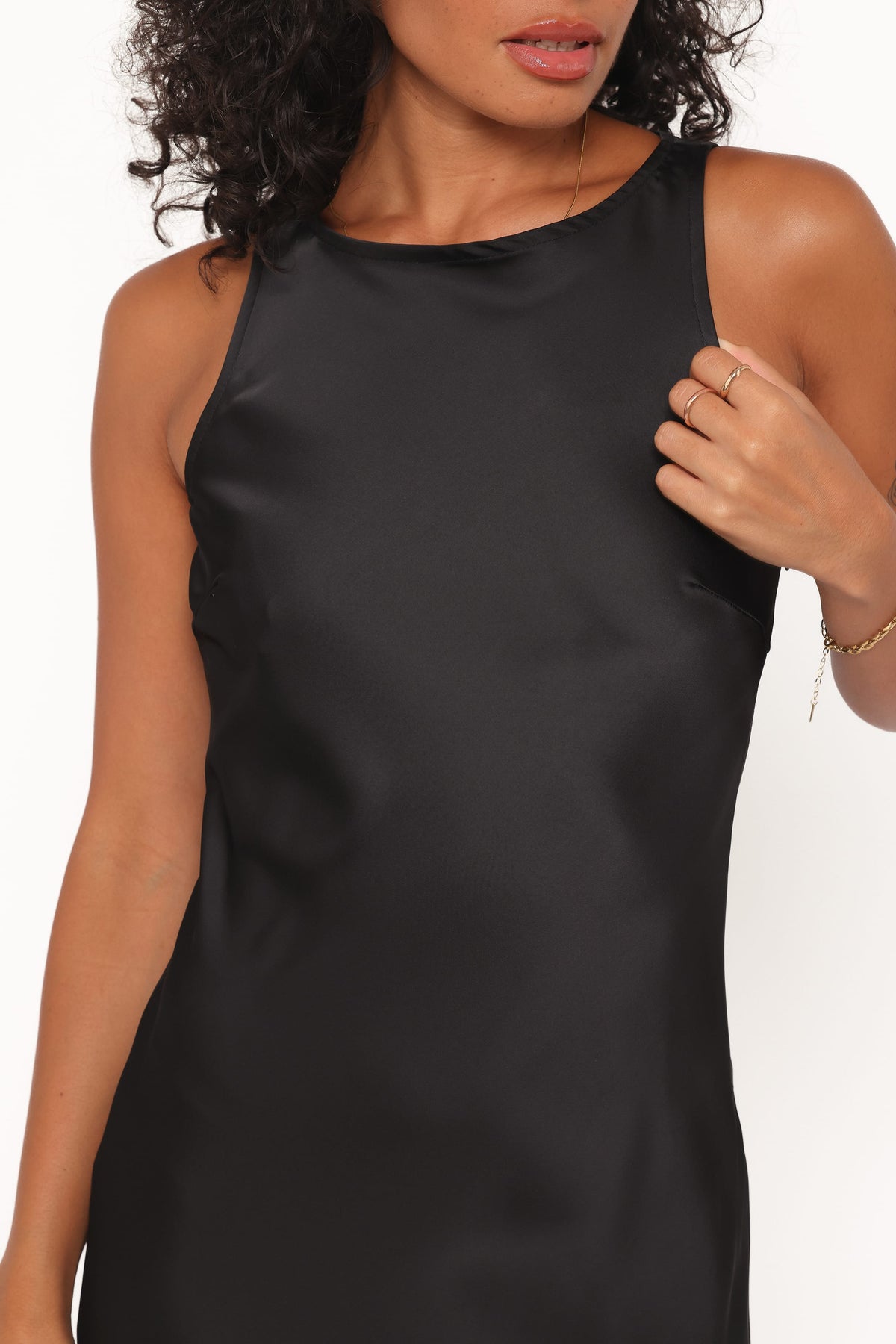 Evelune Maxi Dress in Black – view 2 of 5