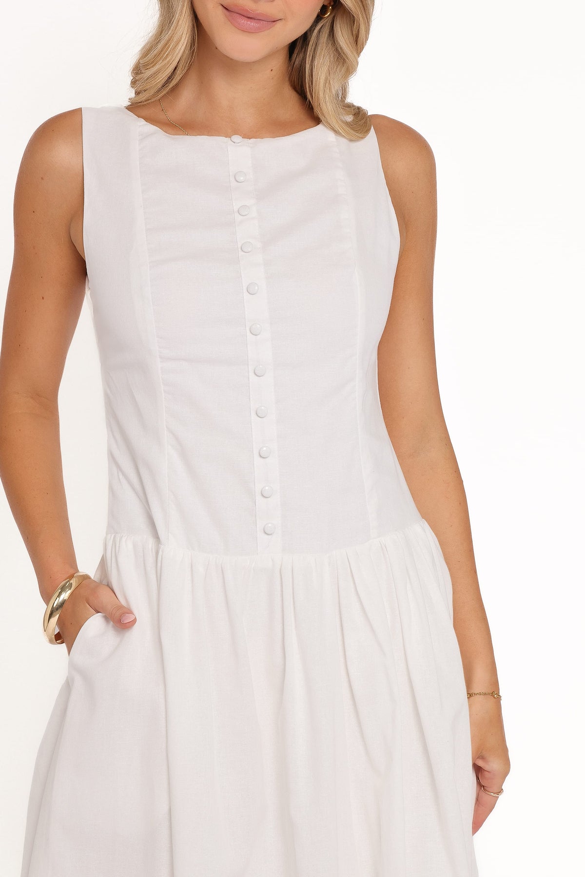 Evie Button Front Maxi Dress in White – view 3 of 8